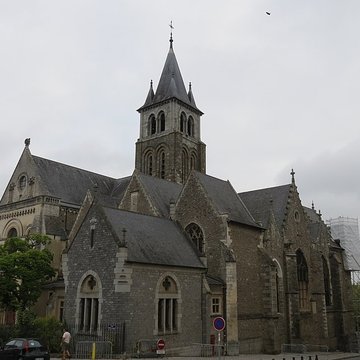 Cathédrale de la Sainte-Trinité de Laval