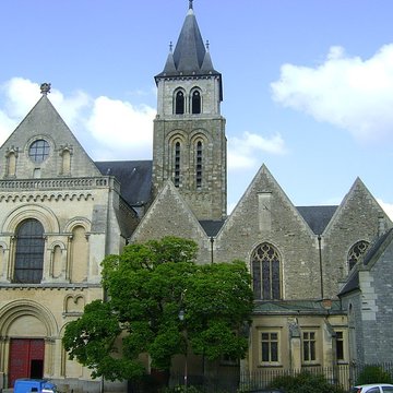 Cathédrale de la Sainte-Trinité de Laval