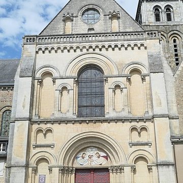 Cathédrale de la Sainte-Trinité de Laval