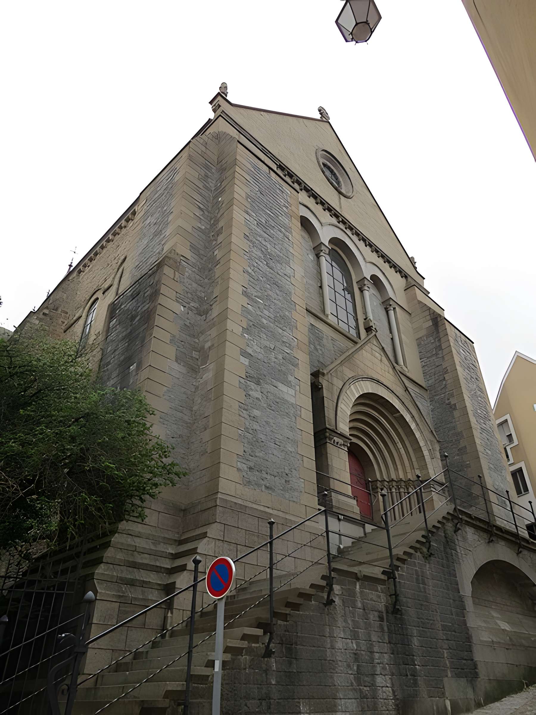 Cathédrale de la Sainte-Trinité de Laval