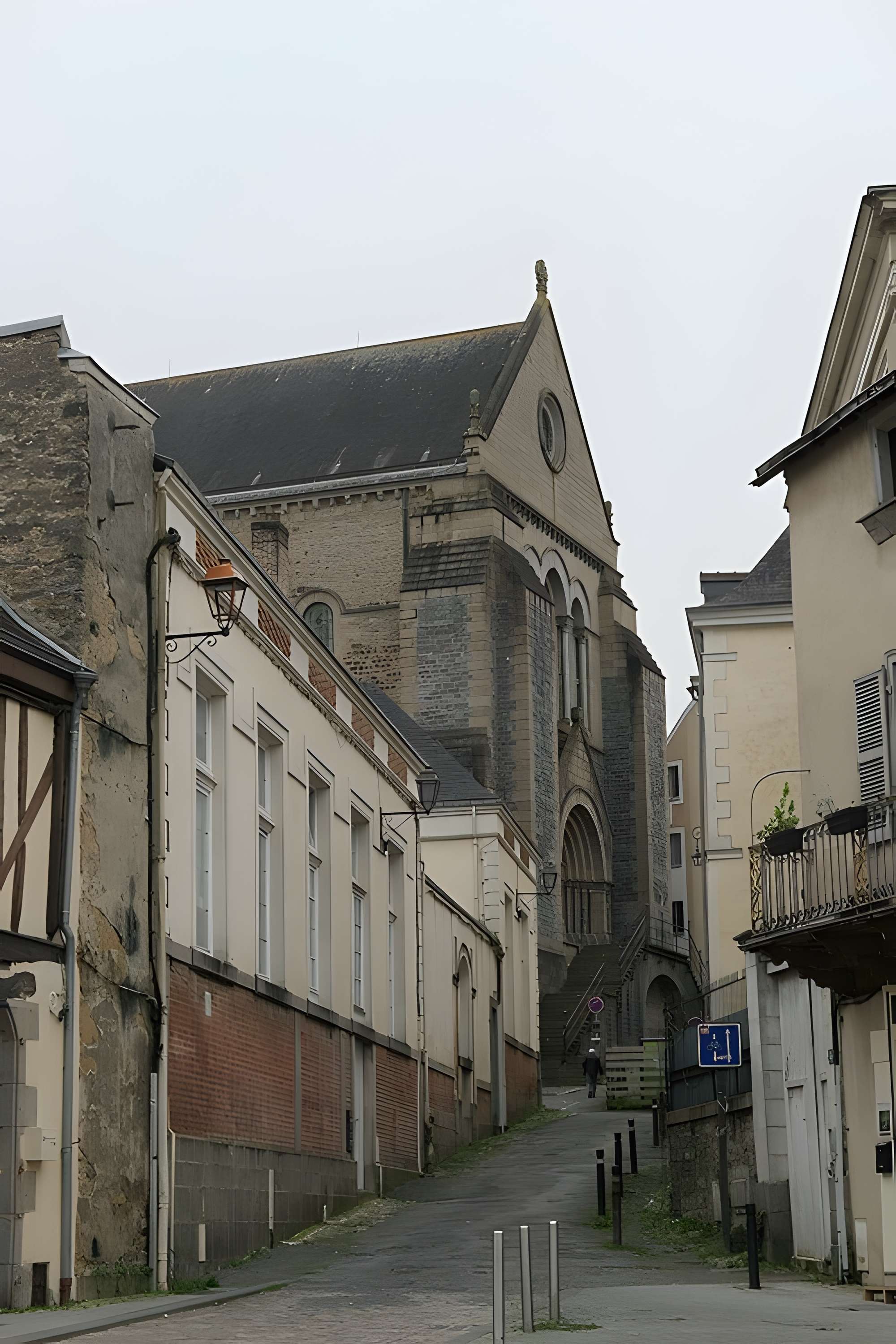 Cathédrale de la Sainte-Trinité de Laval