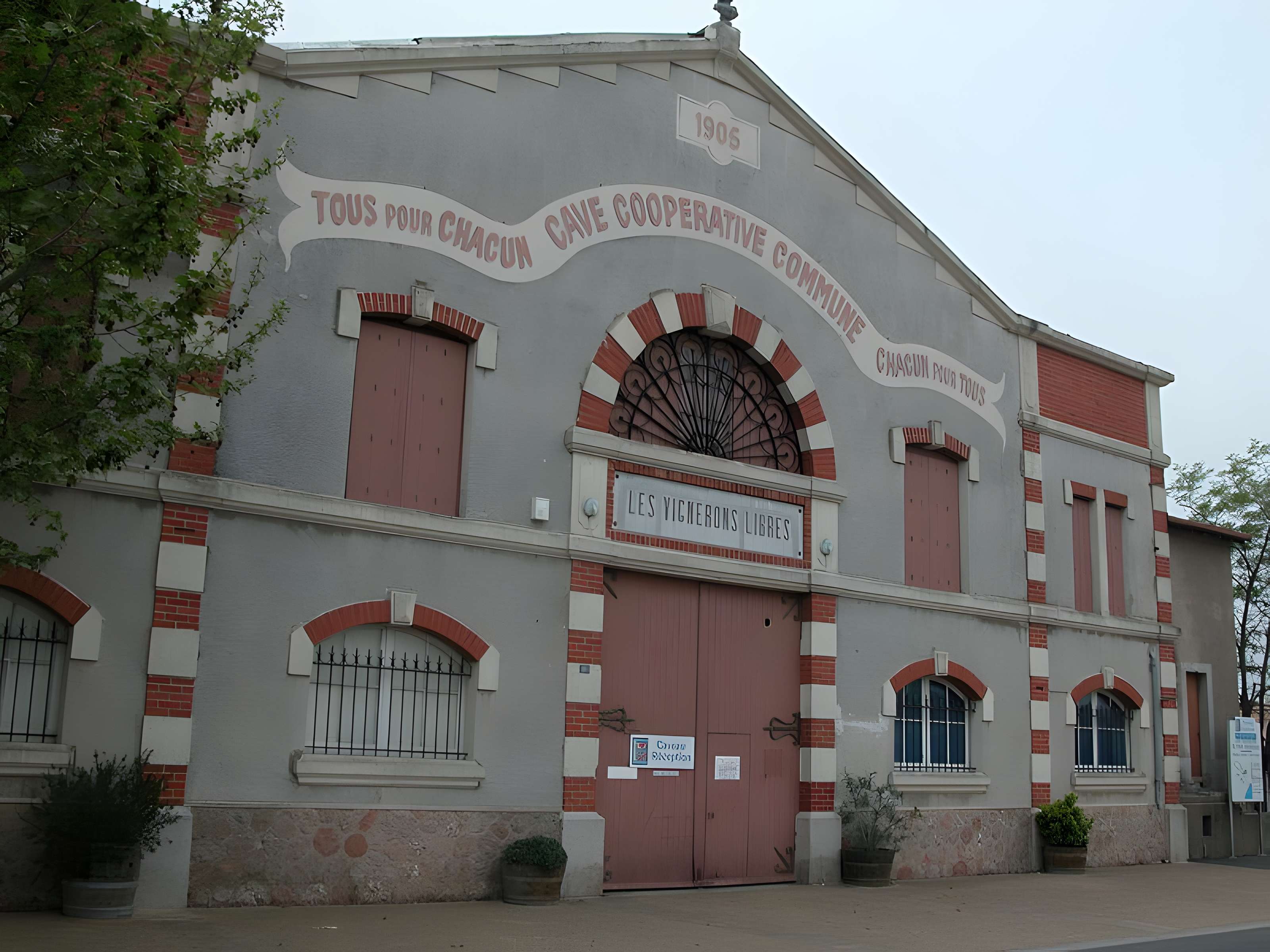 Cave coopérative Les Vignerons libres à Maraussan 