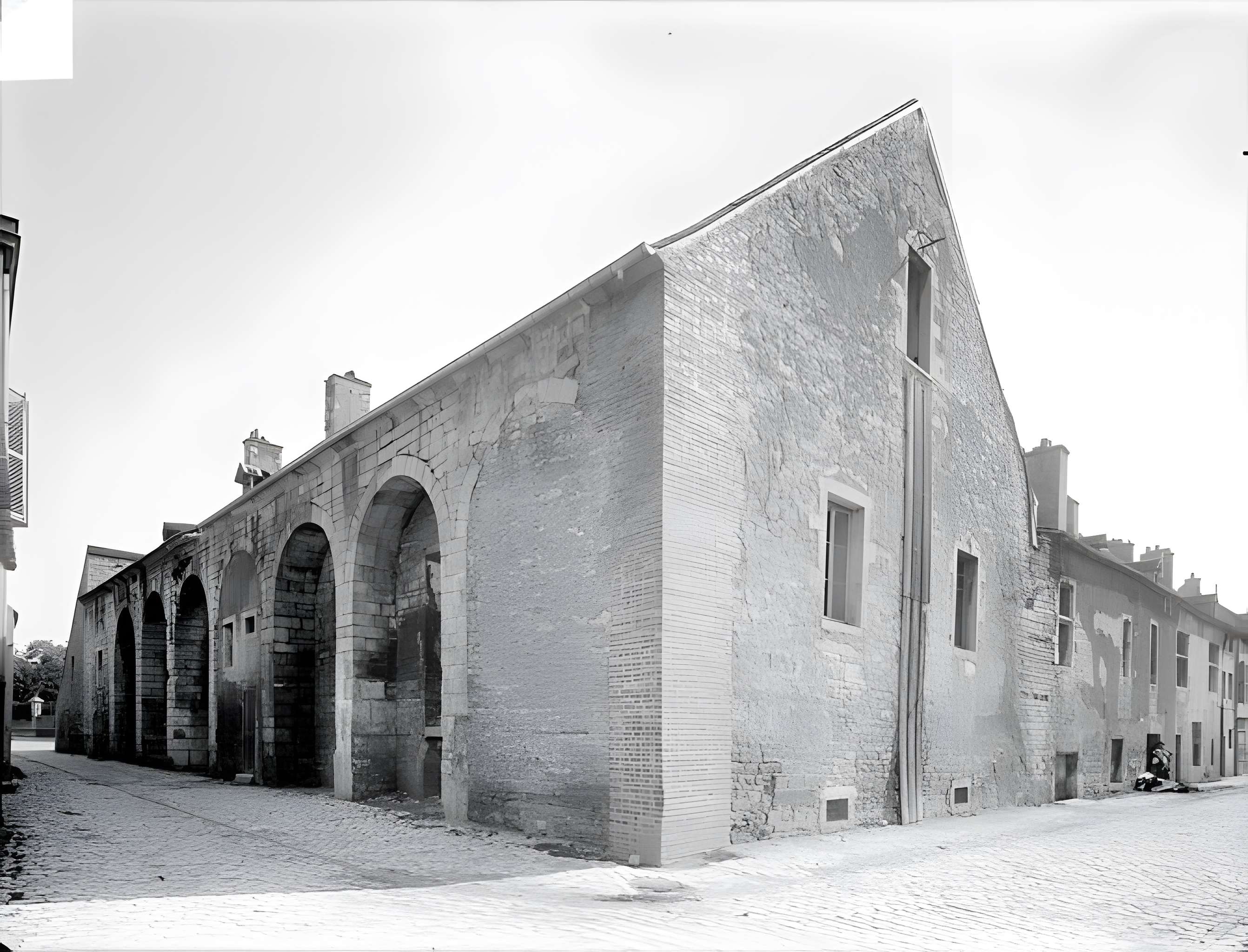 Cellier de l'abbaye de Clairvaux à Dijon