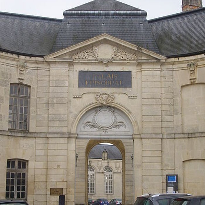 Photo de Centre mondial de la paix des libertés et des droits de lhomme à Verdun