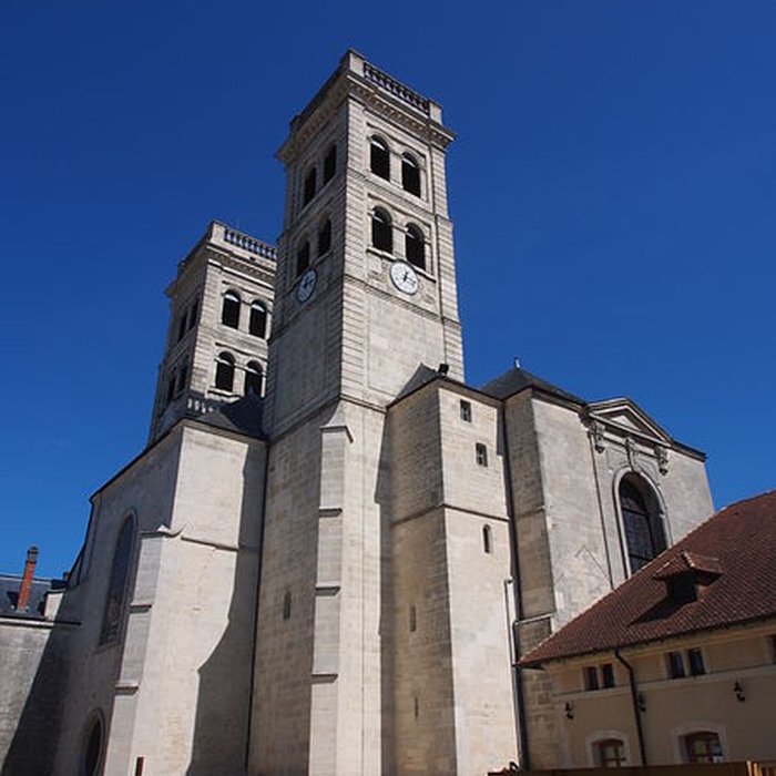 Photo de Centre mondial de la paix des libertés et des droits de lhomme à Verdun
