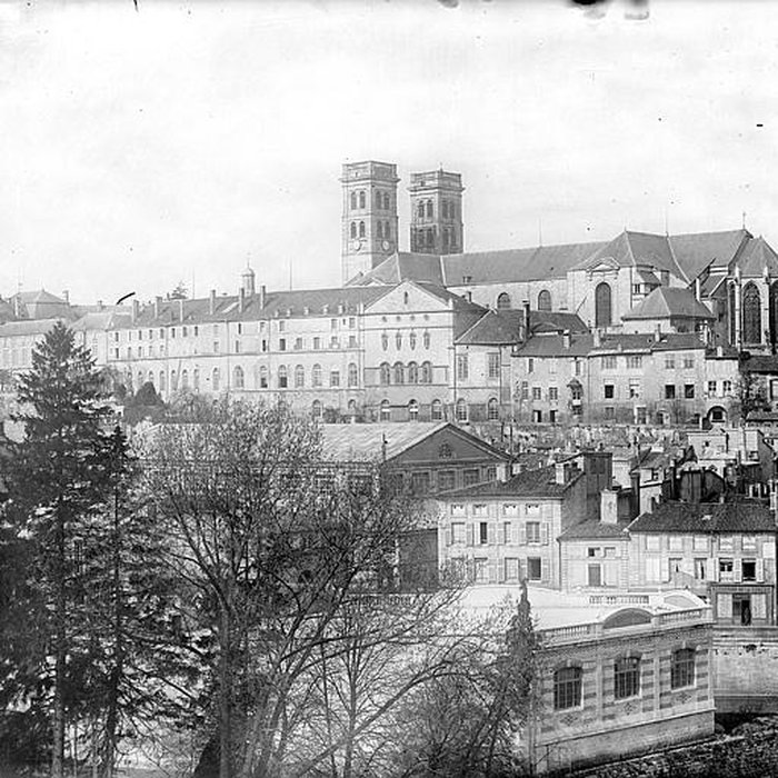 Photo de Centre mondial de la paix des libertés et des droits de lhomme à Verdun
