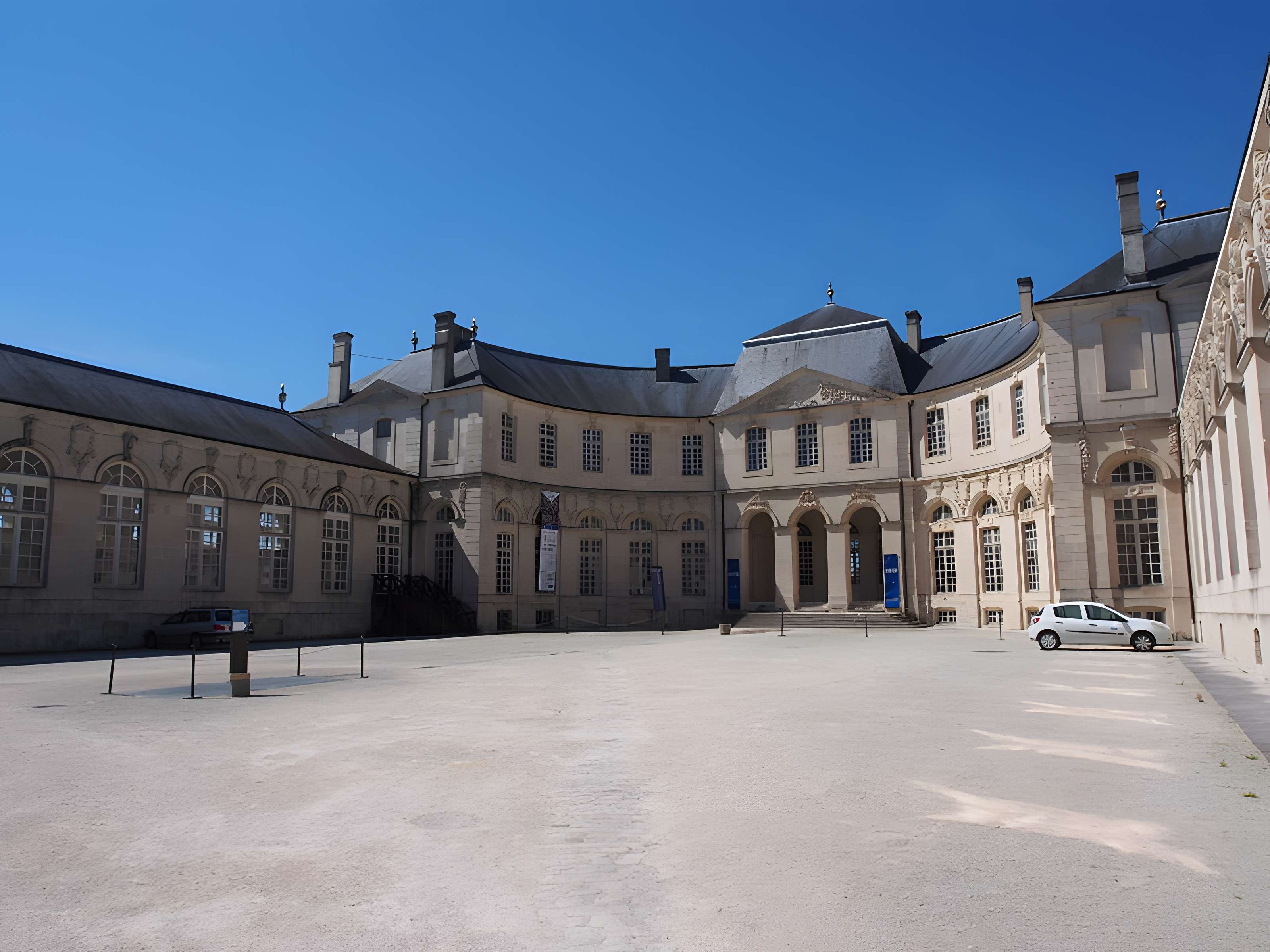 Centre mondial de la paix à Verdun
