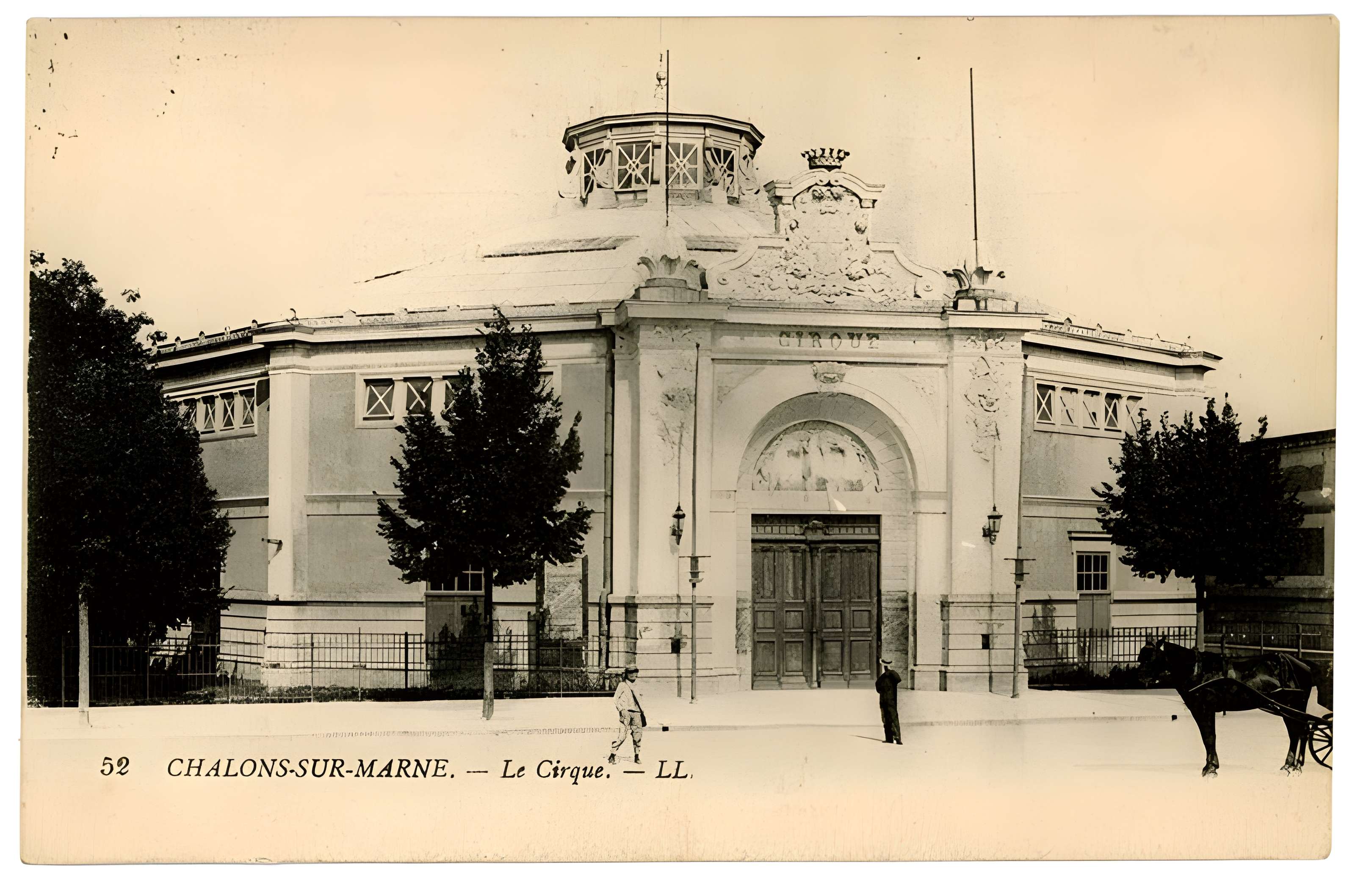 Centre national des arts du cirque de Châlons-en-Champagne