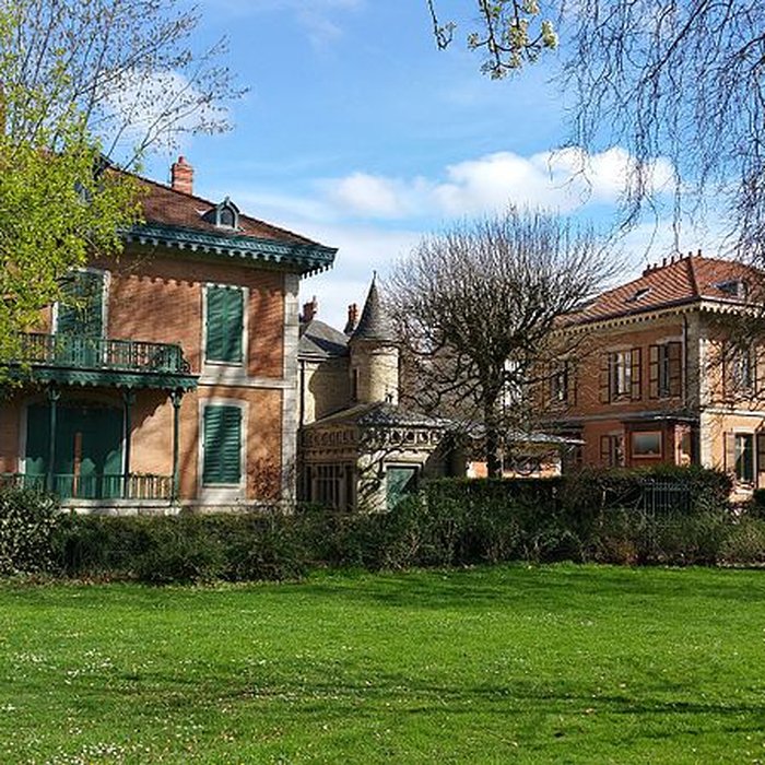 Photo de Chalets de lEmpereur et de lImpératrice à Vichy