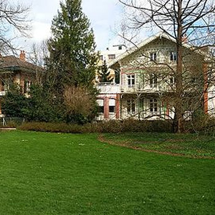 Photo de Chalets de lEmpereur et de lImpératrice à Vichy