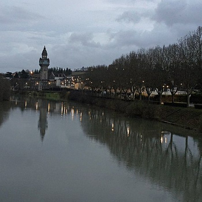 Photo de Tour De Castellane Champagne de Castellane à Épernay