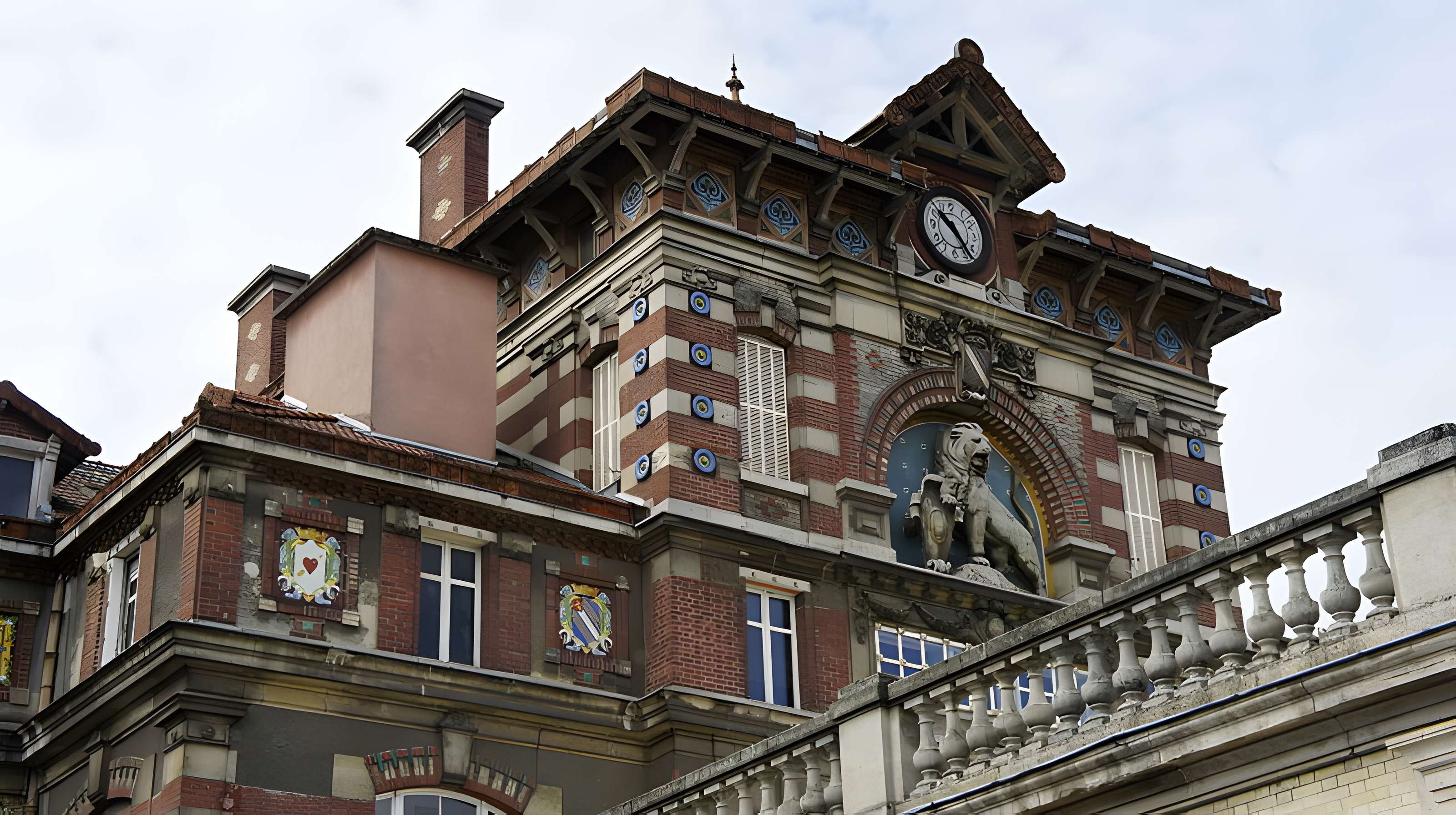 Tour De Castellane (Champagne de Castellane) à Épernay