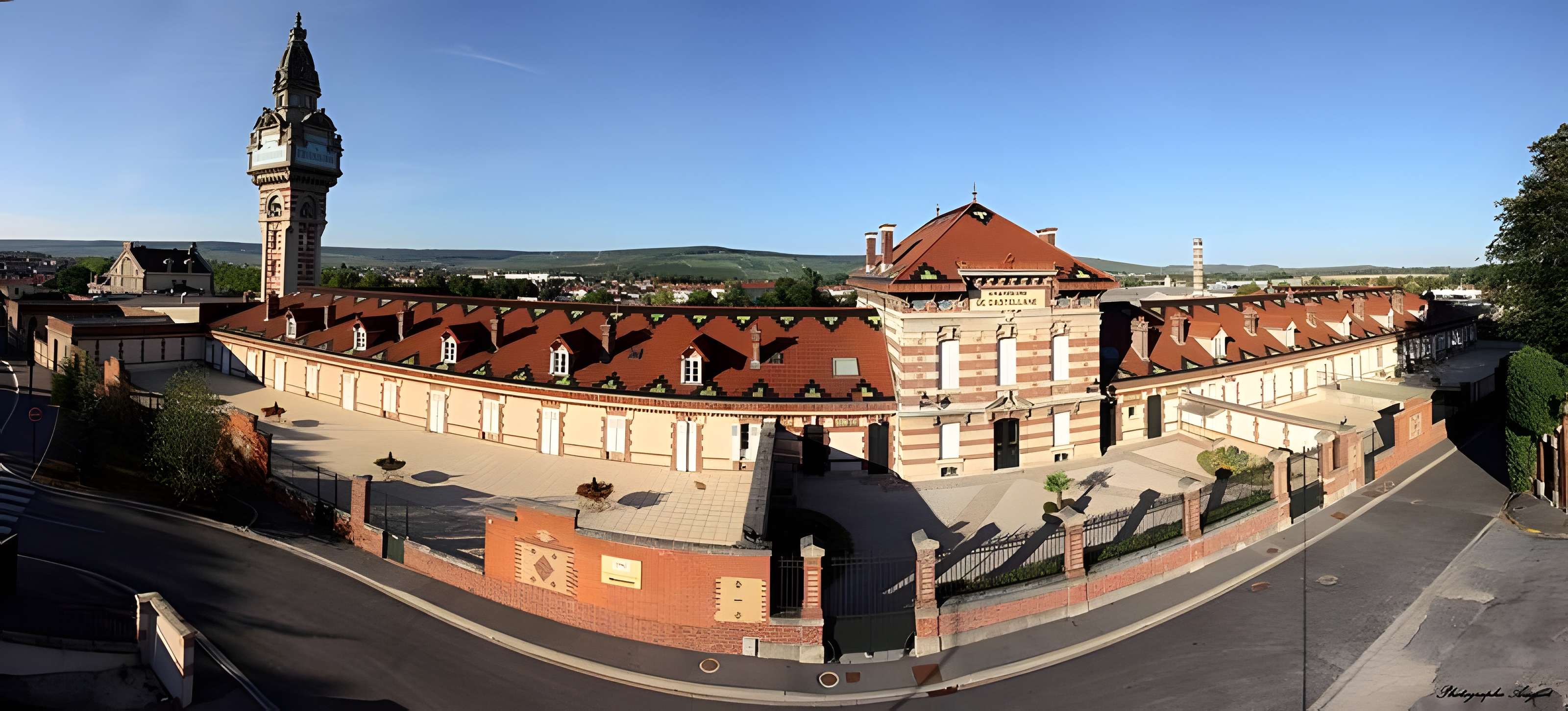 Tour De Castellane (Champagne de Castellane) à Épernay