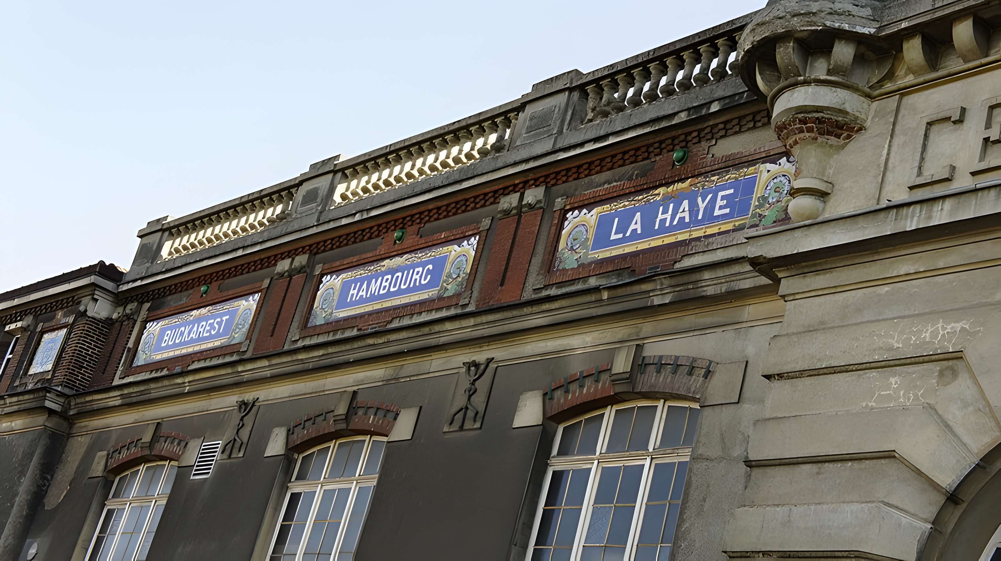 Tour De Castellane (Champagne de Castellane) à Épernay
