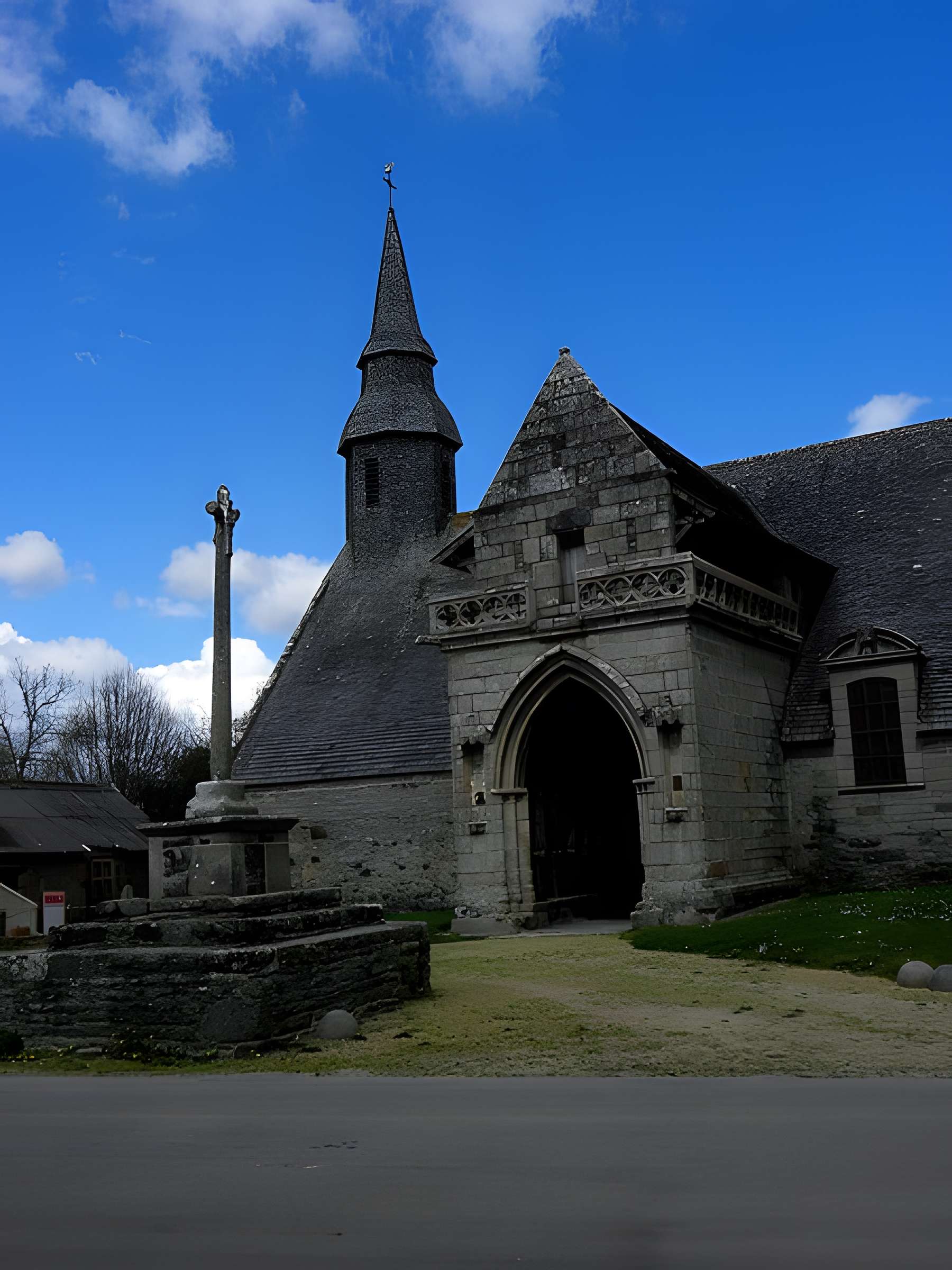 Chapelle de Kermaria an Iskuit