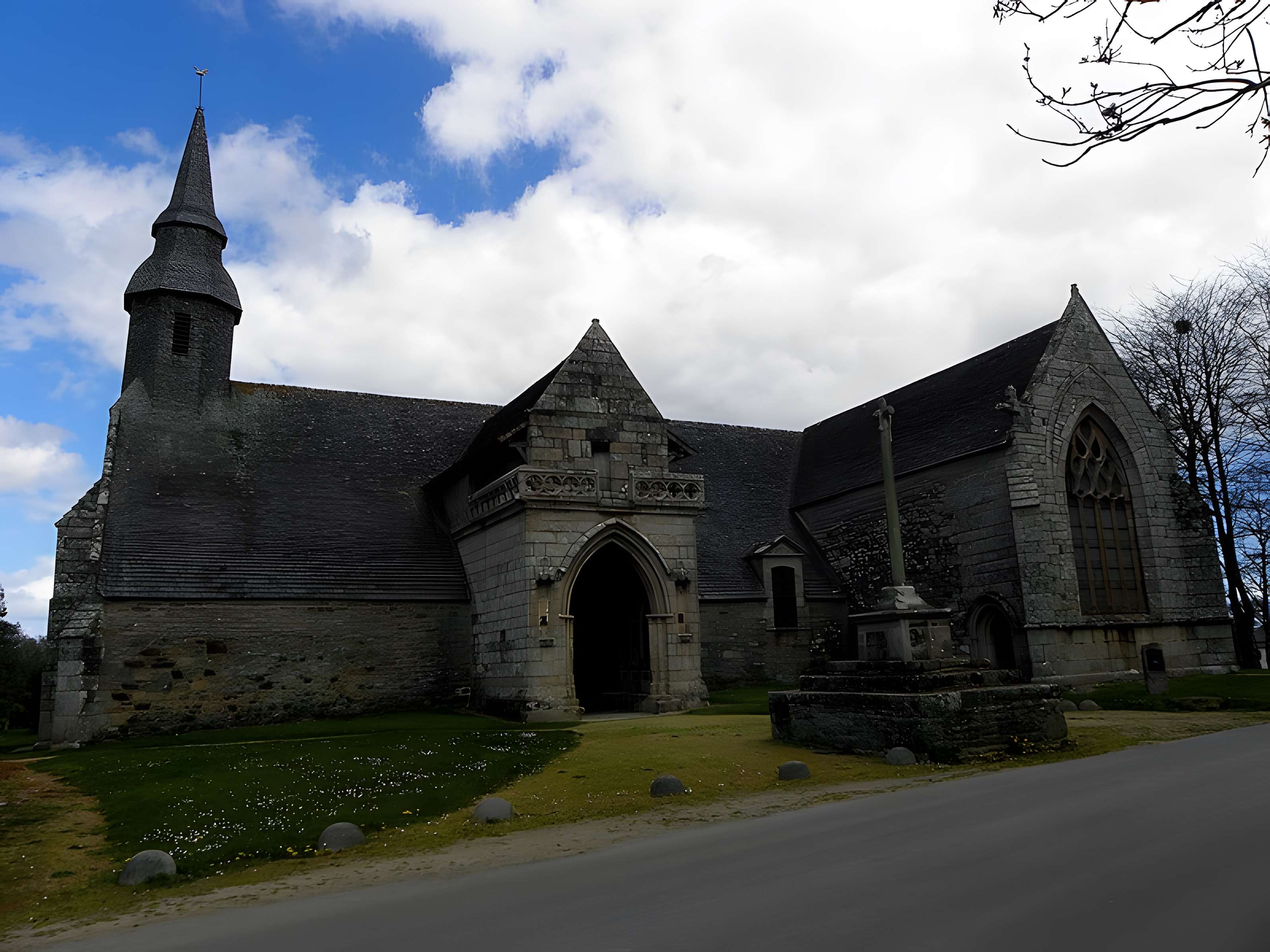 Chapelle de Kermaria an Iskuit