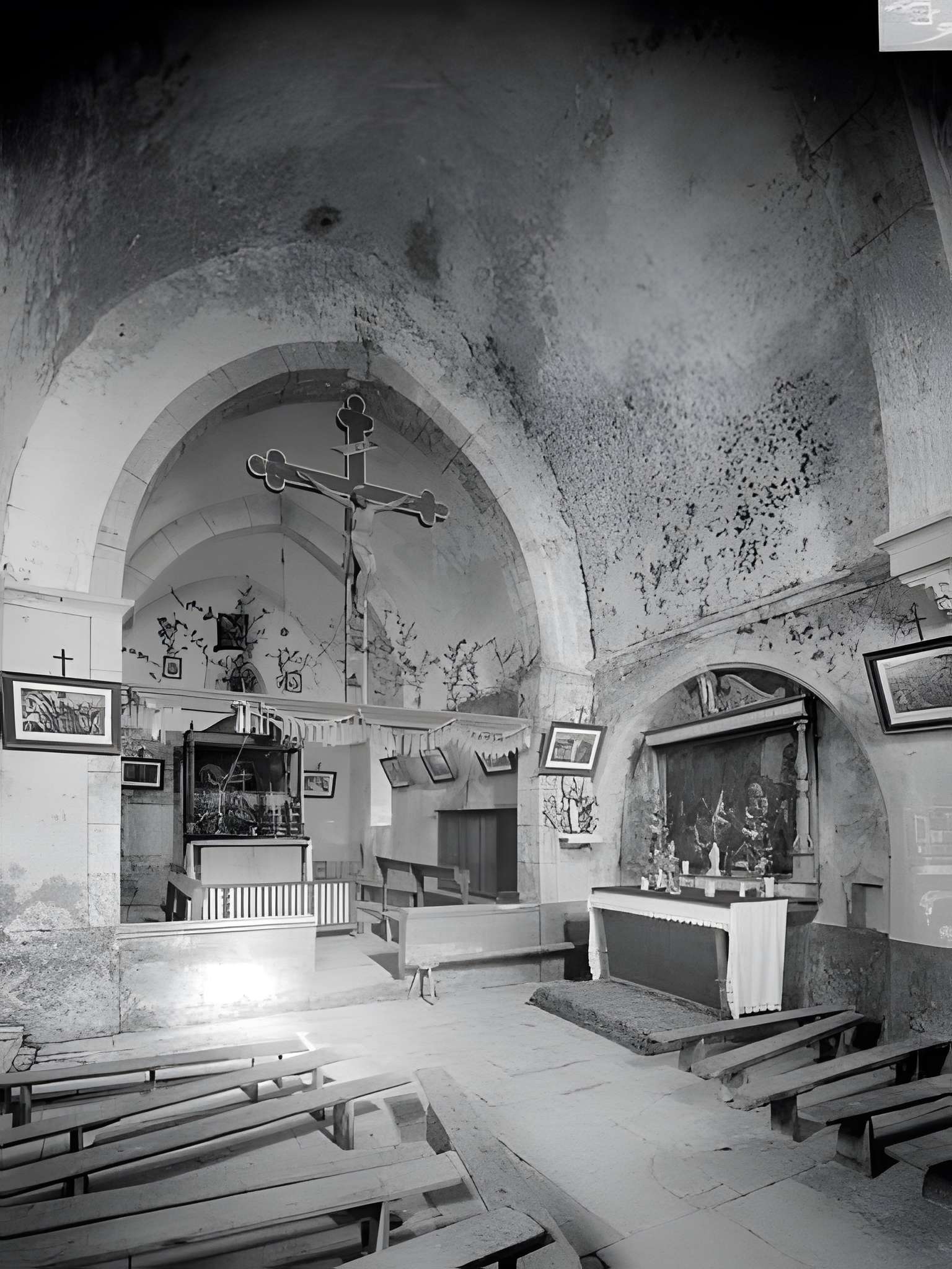 Chapelle de Saint-Romain-de-Roche