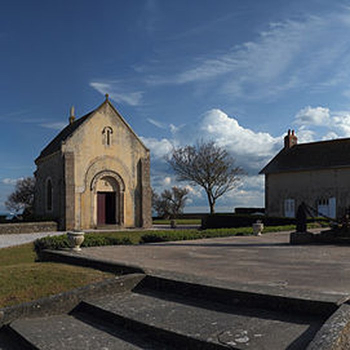 Photo de Chapelle des marins de Saint-Vaast-la-Hougue