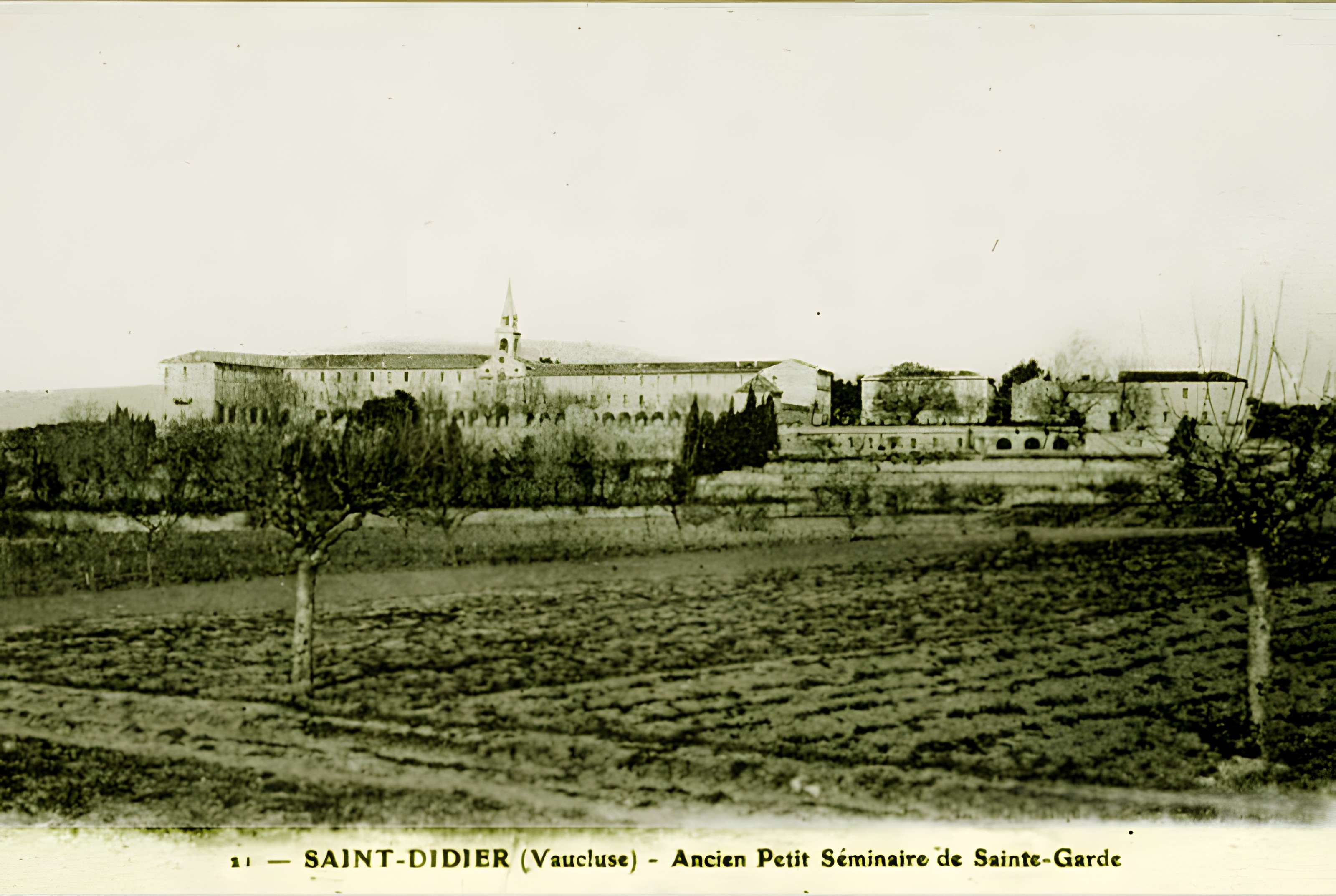 Couvent Sainte-Garde-des-Champs de Saint-Didier