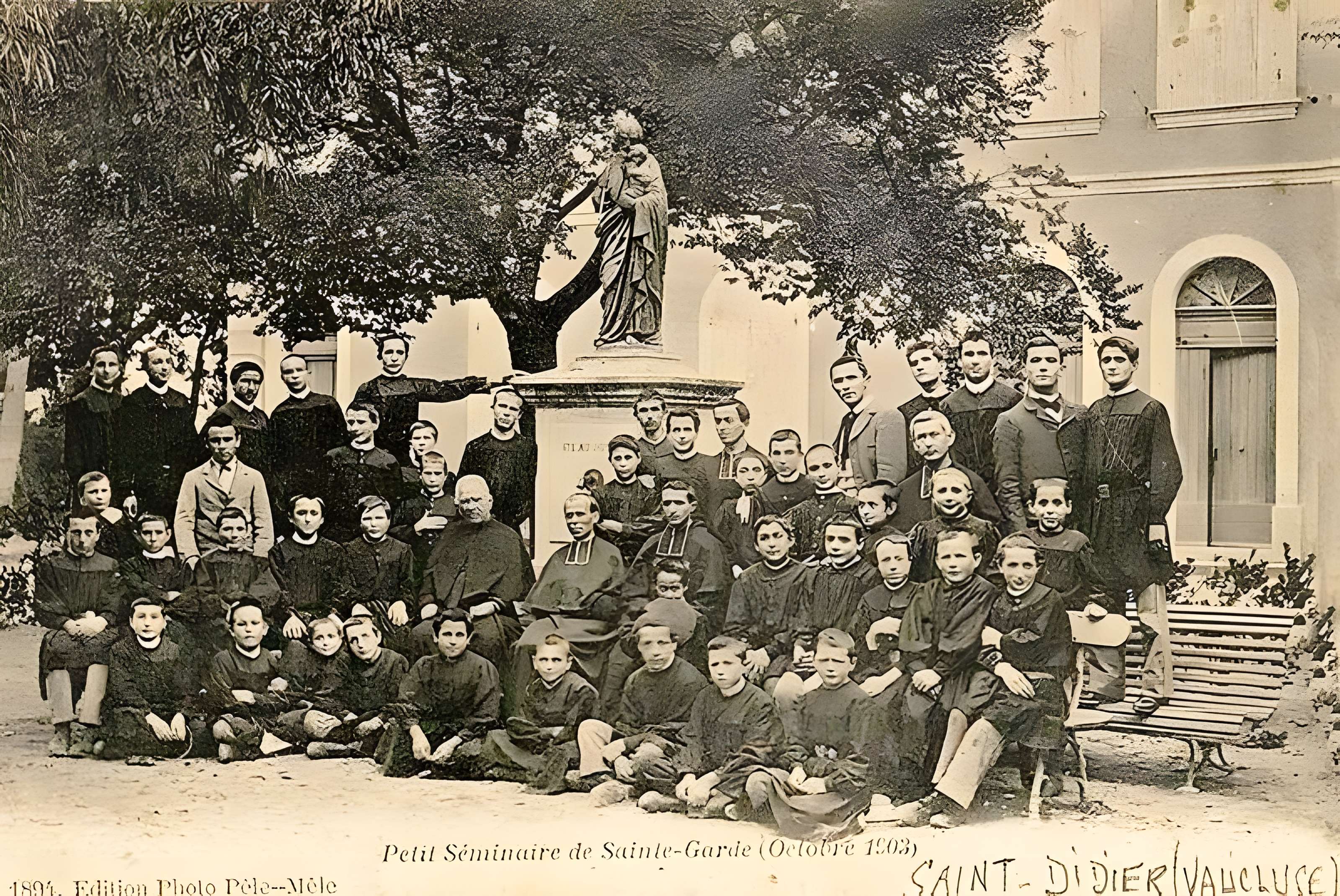 Couvent Sainte-Garde-des-Champs de Saint-Didier