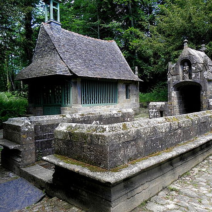 Photo de Chapelle et fontaine Notre-Dame-des-Fontaines de Daoulas