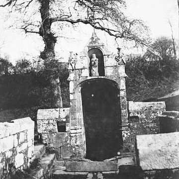 Chapelle et fontaine Notre-Dame-des-Fontaines de Daoulas