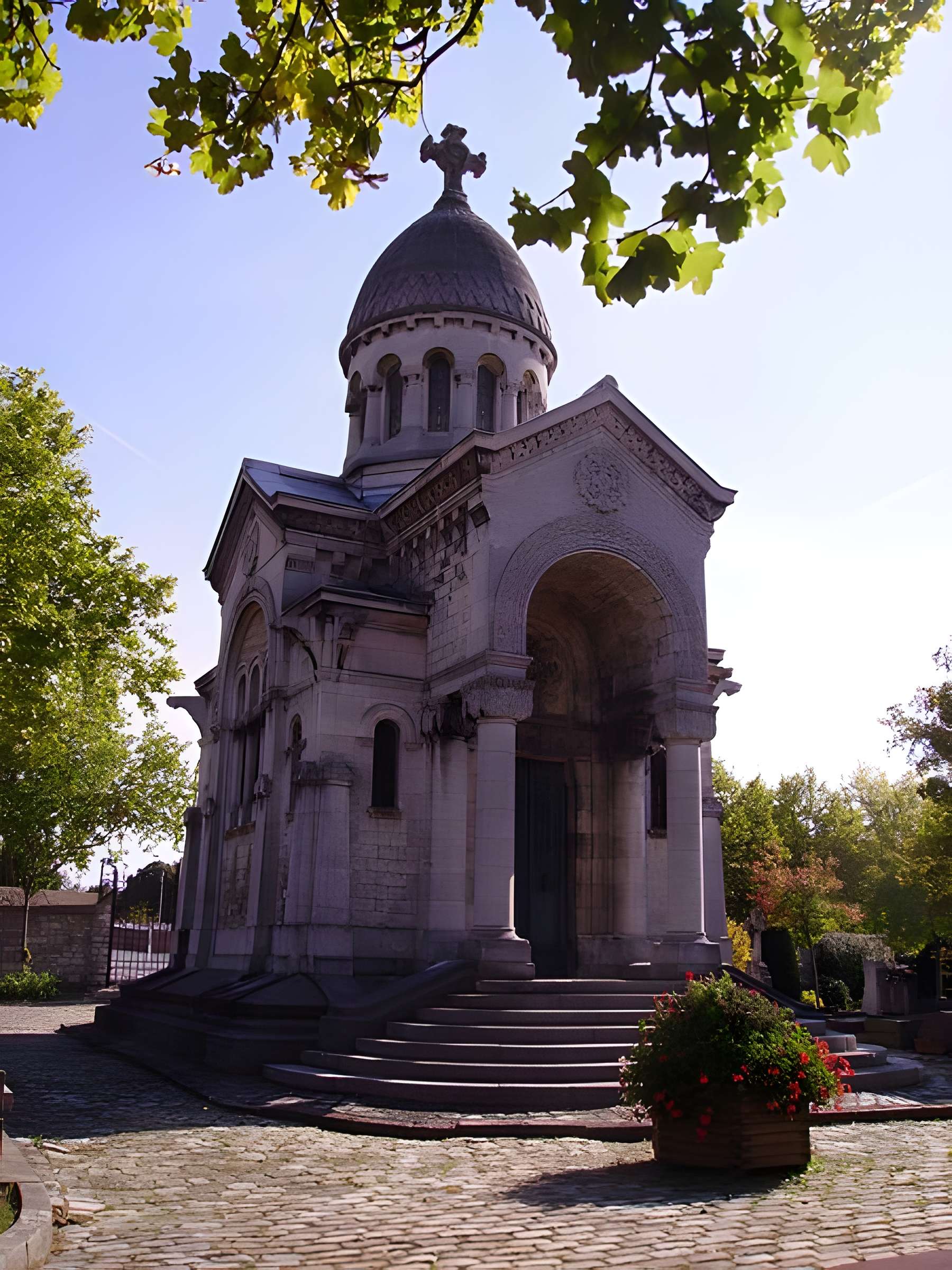 Chapelle funéraire de Jules Hunebelle à Clamart 