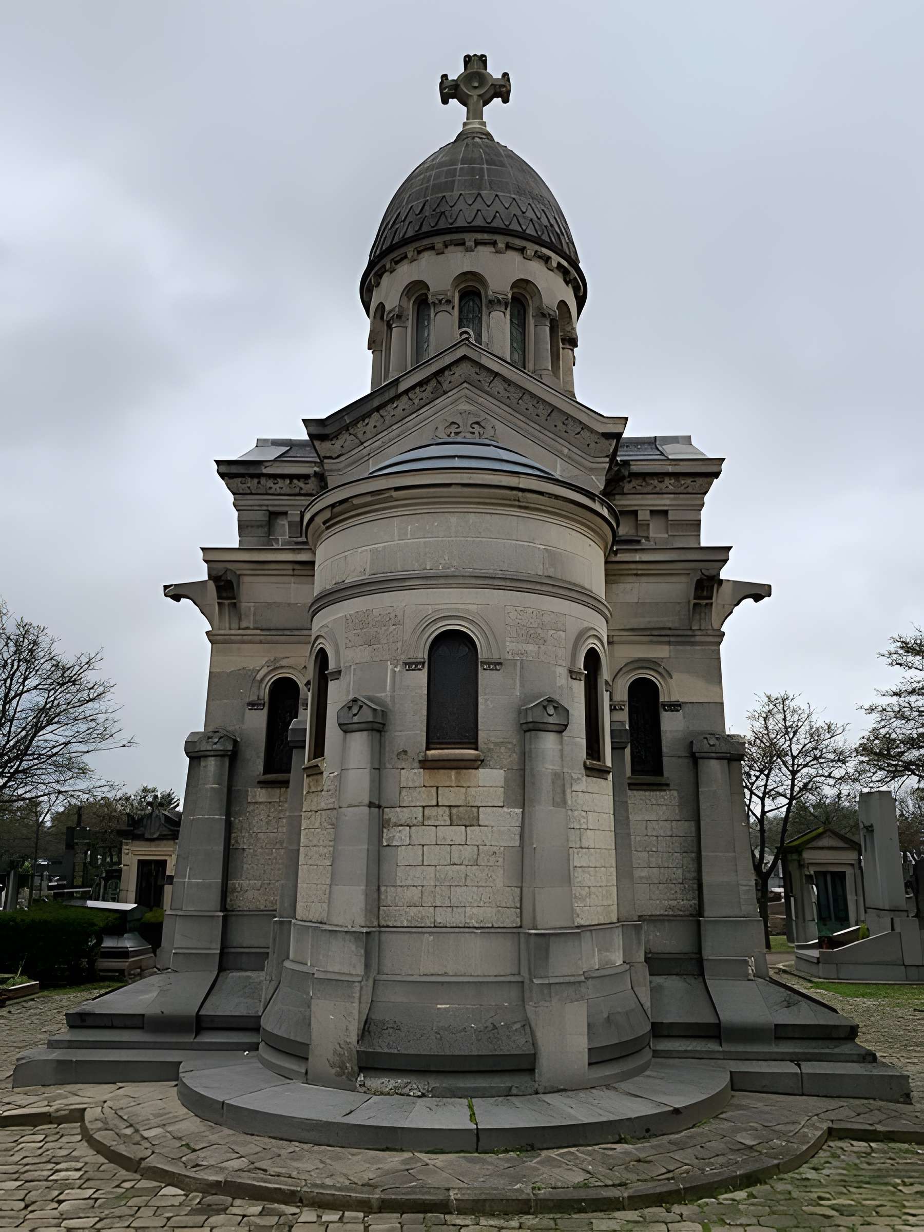 Chapelle funéraire de Jules Hunebelle à Clamart