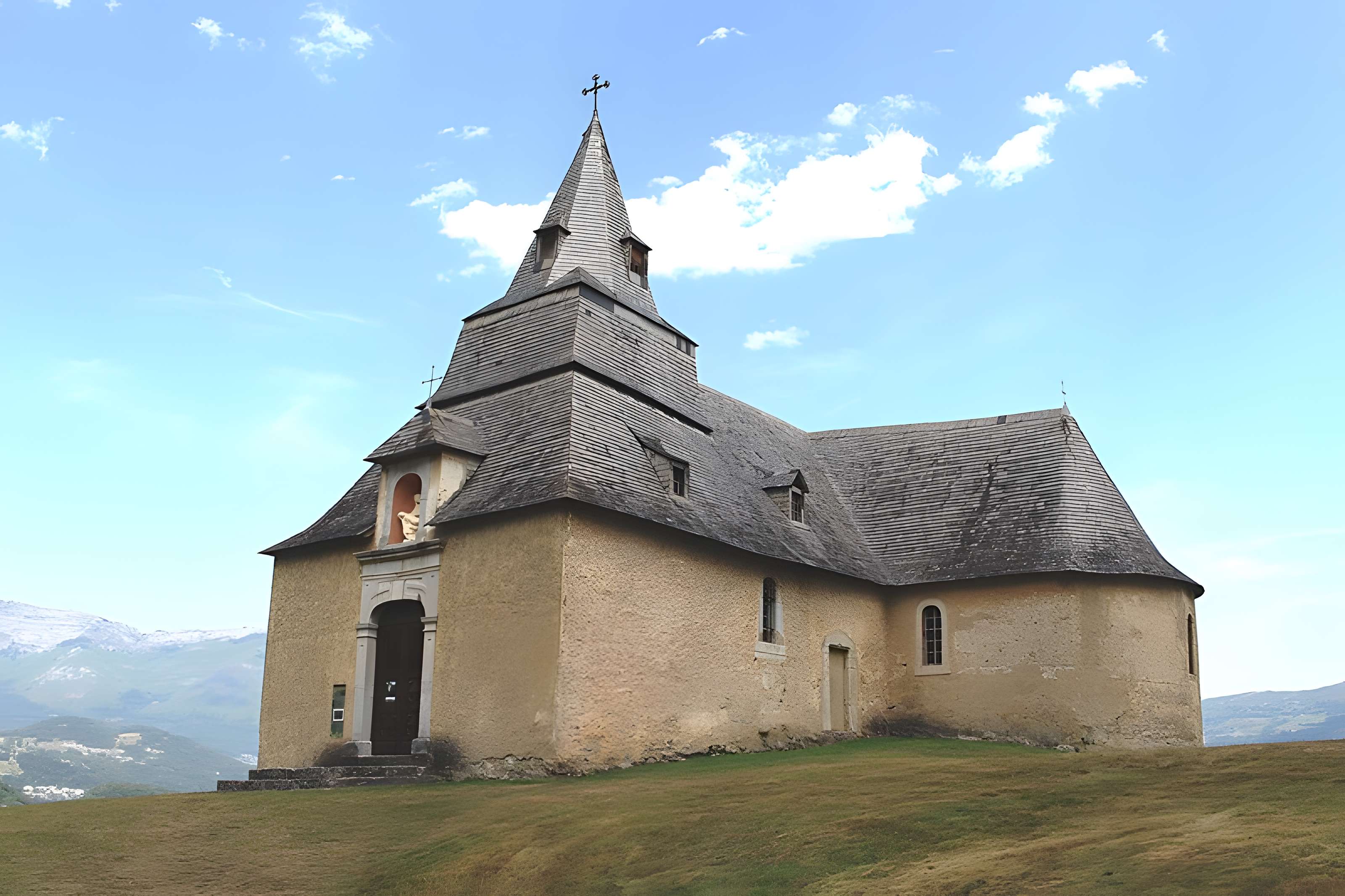 Chapelle Notre-Dame de Piétat à Saint-Savin