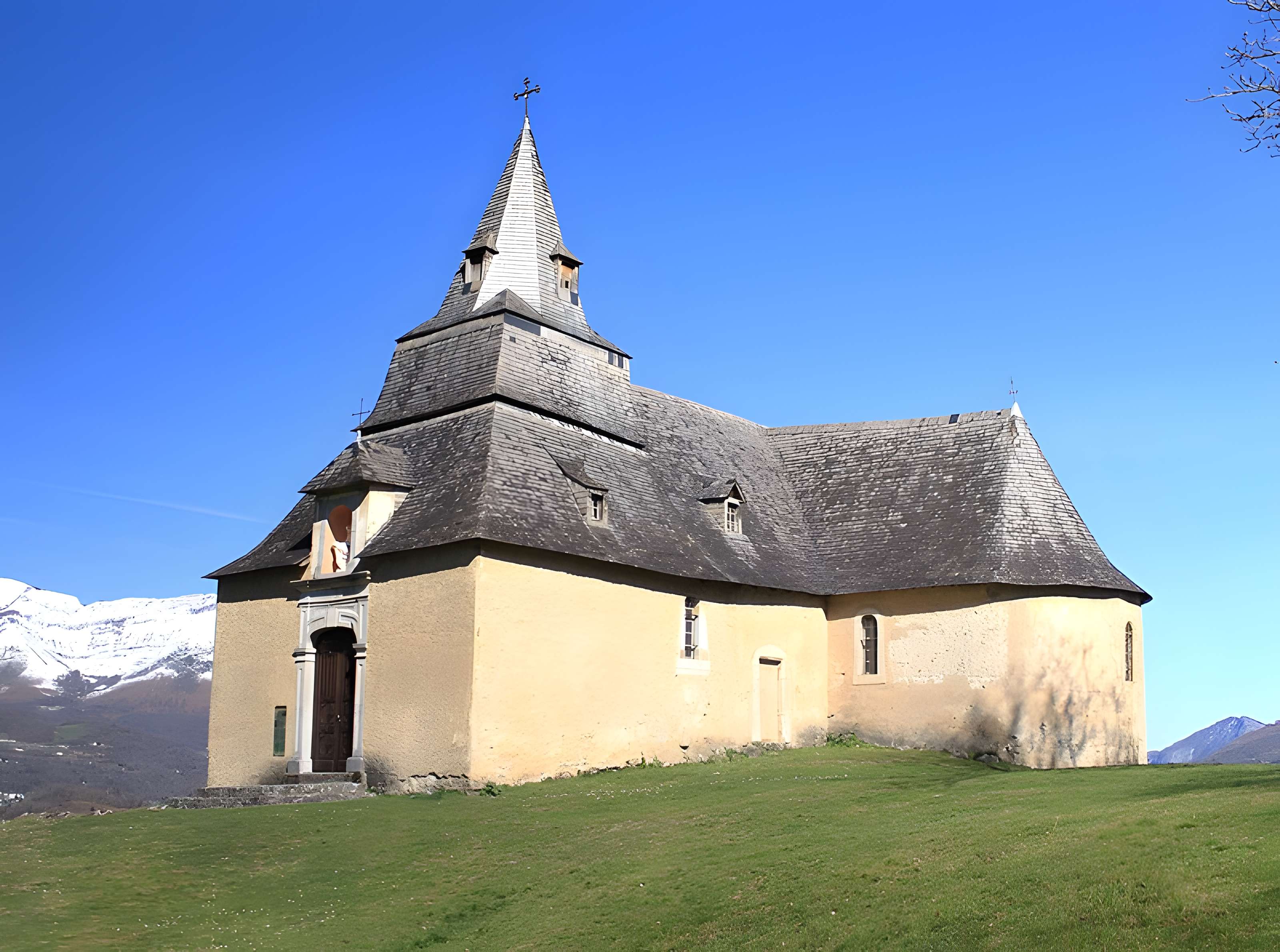 Chapelle Notre-Dame de Piétat à Saint-Savin