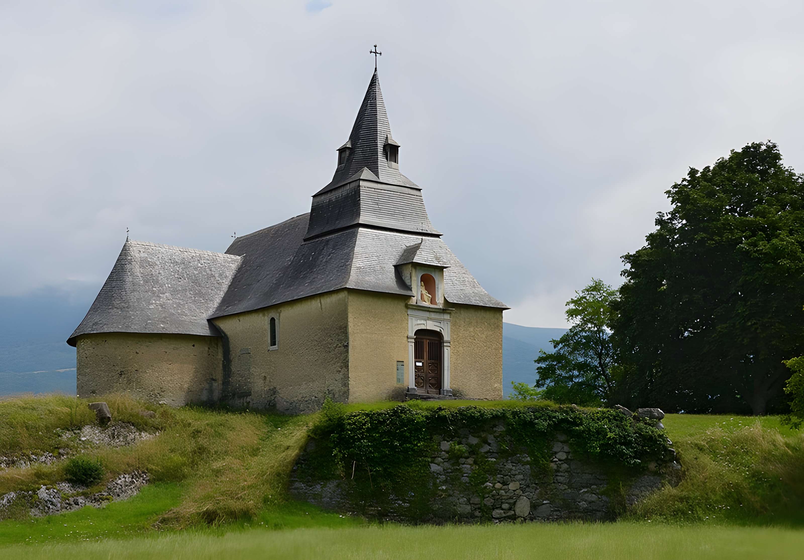 Chapelle Notre-Dame de Piétat à Saint-Savin