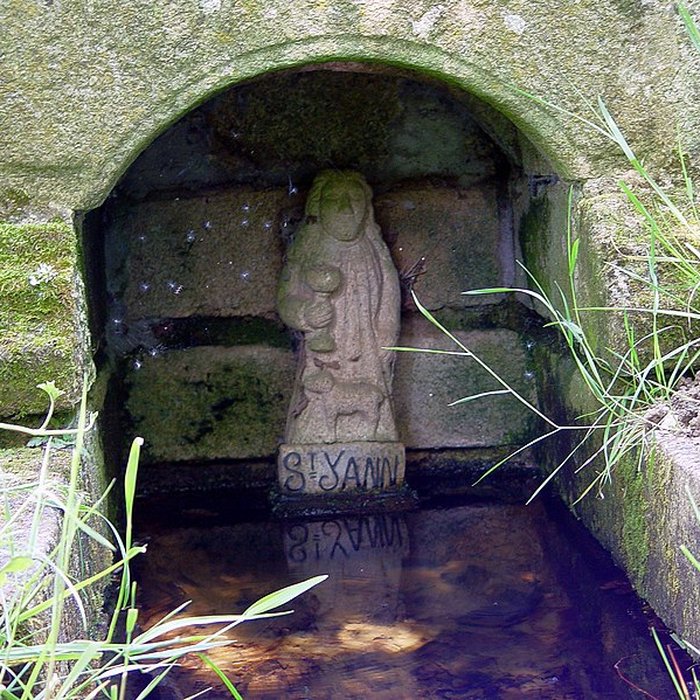 Photo de Chapelle Notre-Dame des Trois-Fontaines à Gouézec
