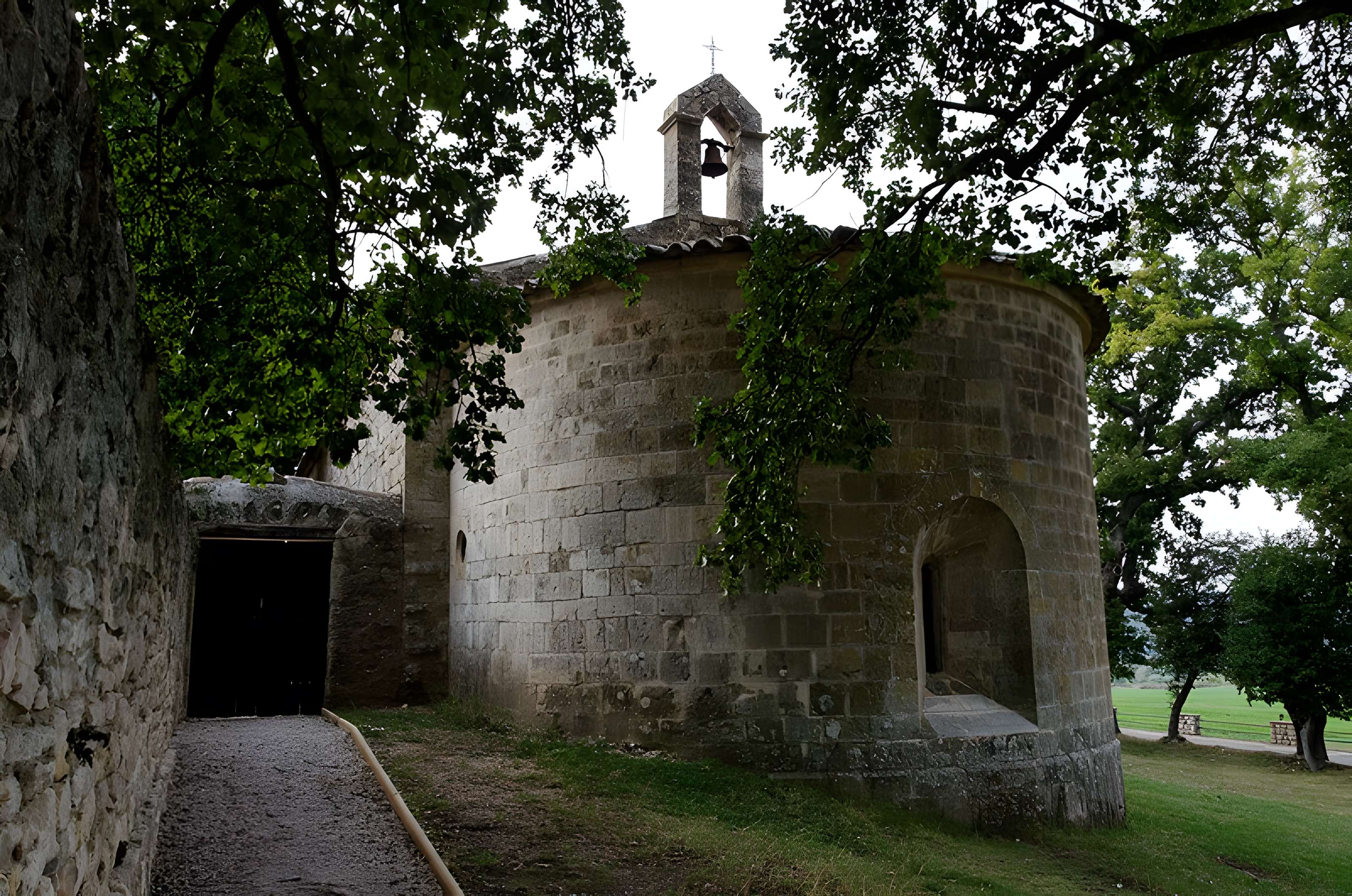 Chapelle Notre-Dame du Revest à Esparron