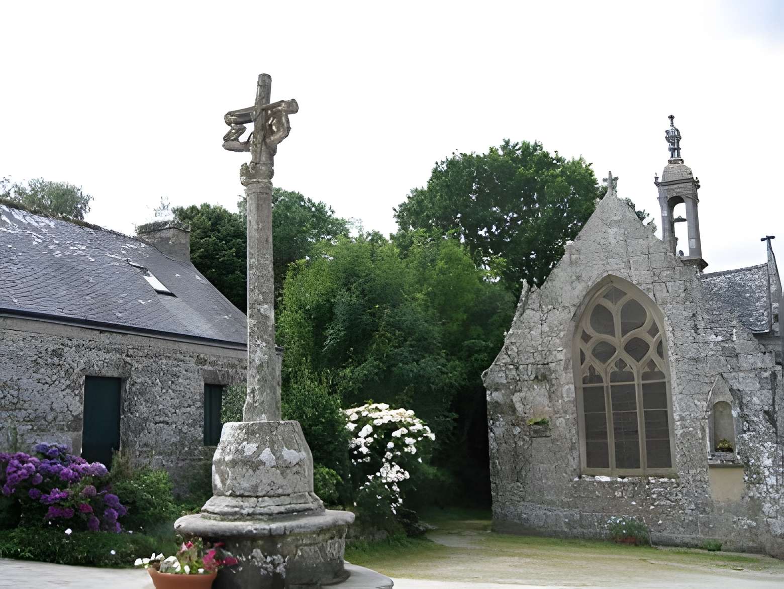 Chapelle Notre-Dame-de-Bonne-Nouvelle à Locronan 