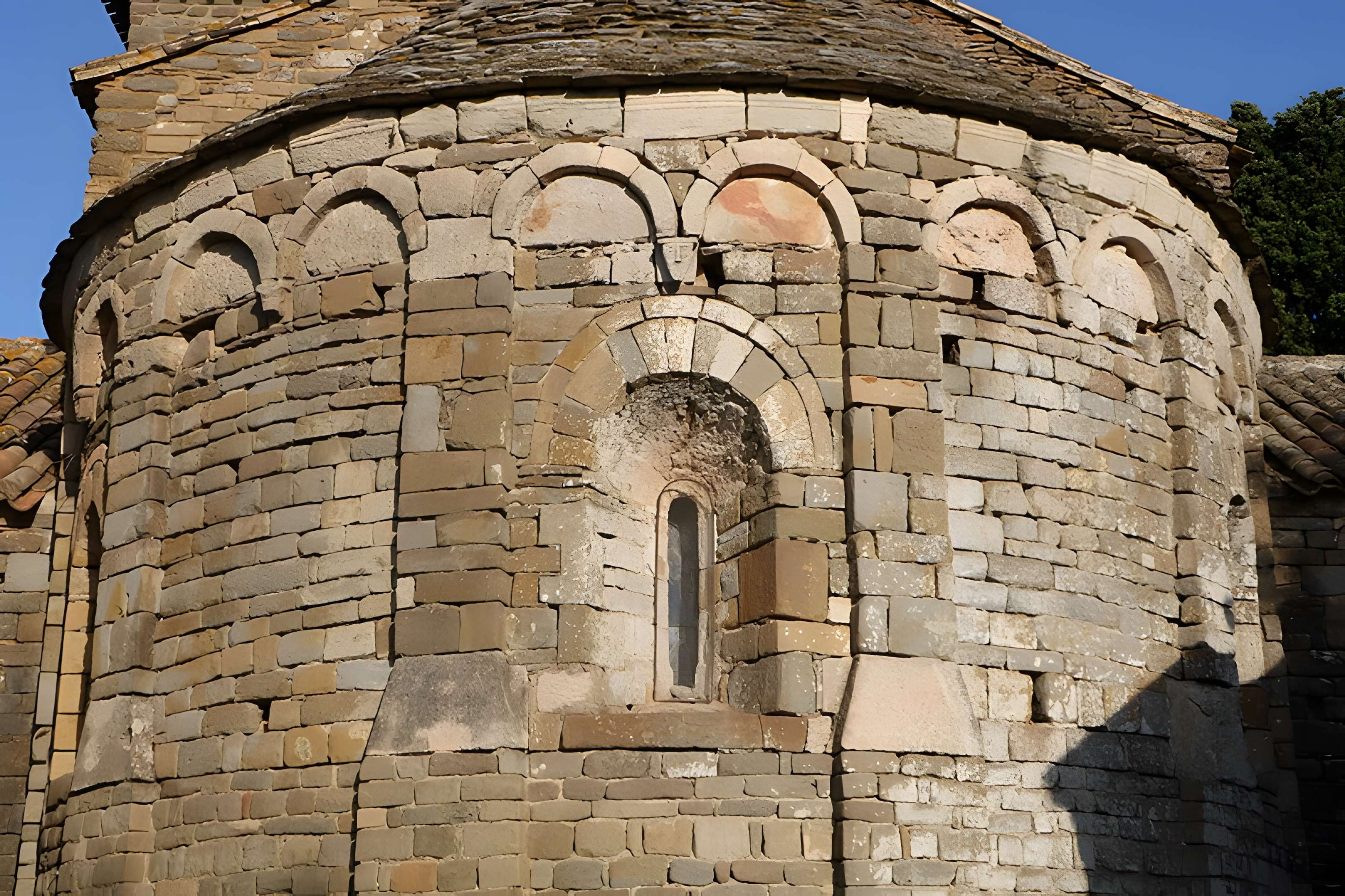 Chapelle Notre-Dame-de-Colombier de Montbrun-des-Corbières