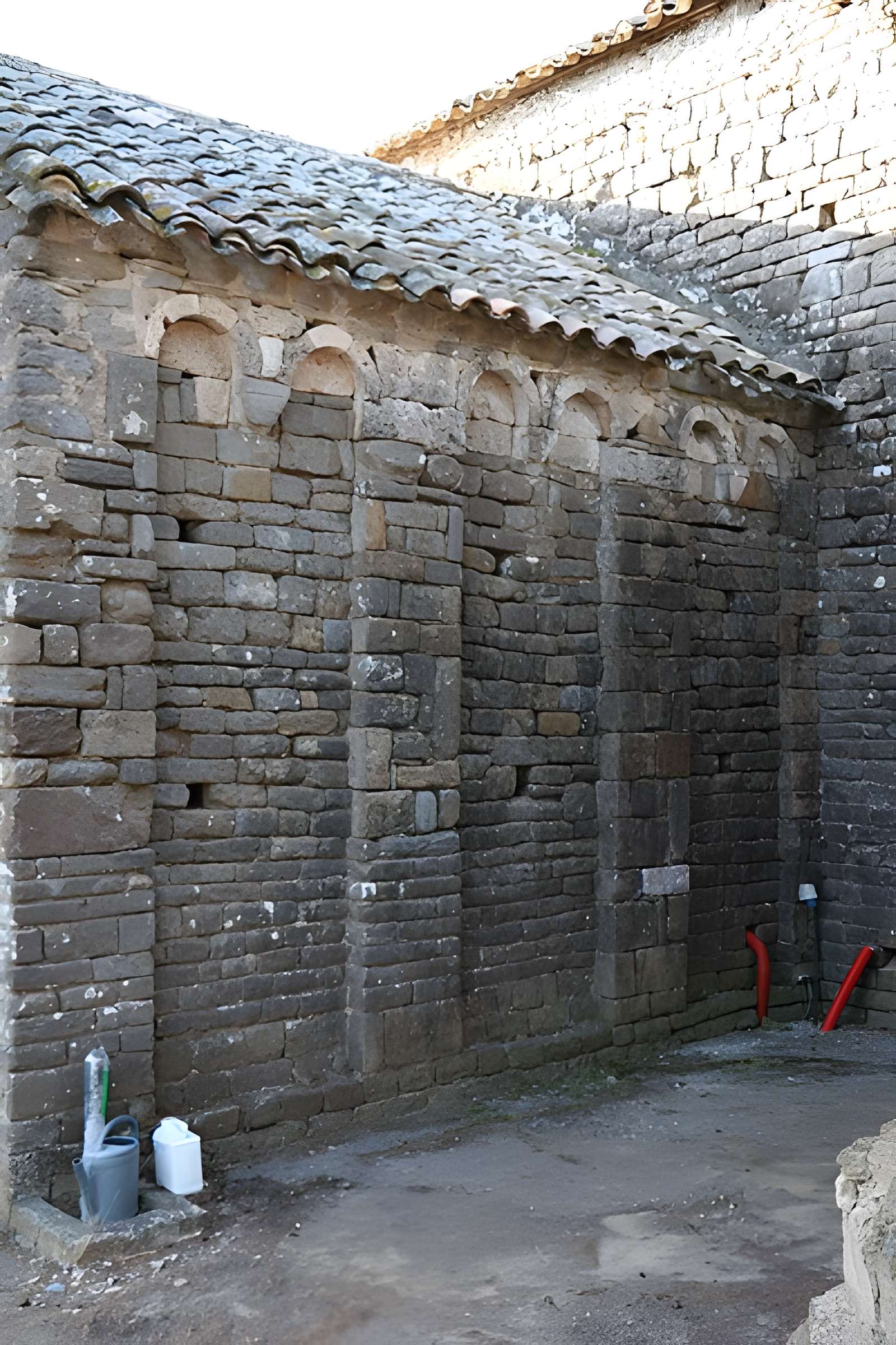 Chapelle Notre-Dame-de-Colombier de Montbrun-des-Corbières