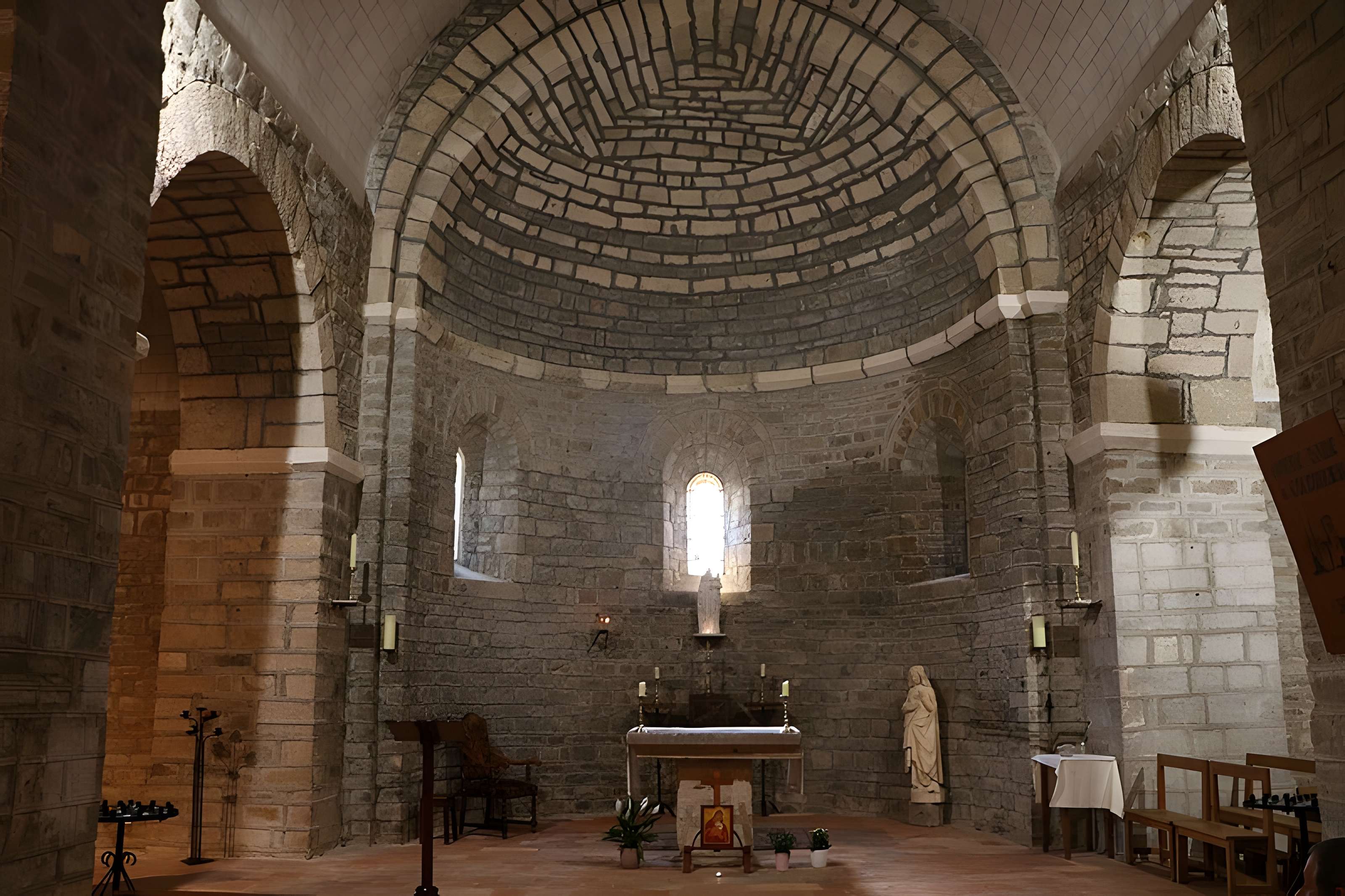 Chapelle Notre-Dame-de-Colombier de Montbrun-des-Corbières