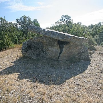 Dolmen de Champvermeil à Bidon