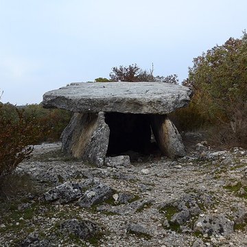 Dolmen de Champvermeil à Bidon
