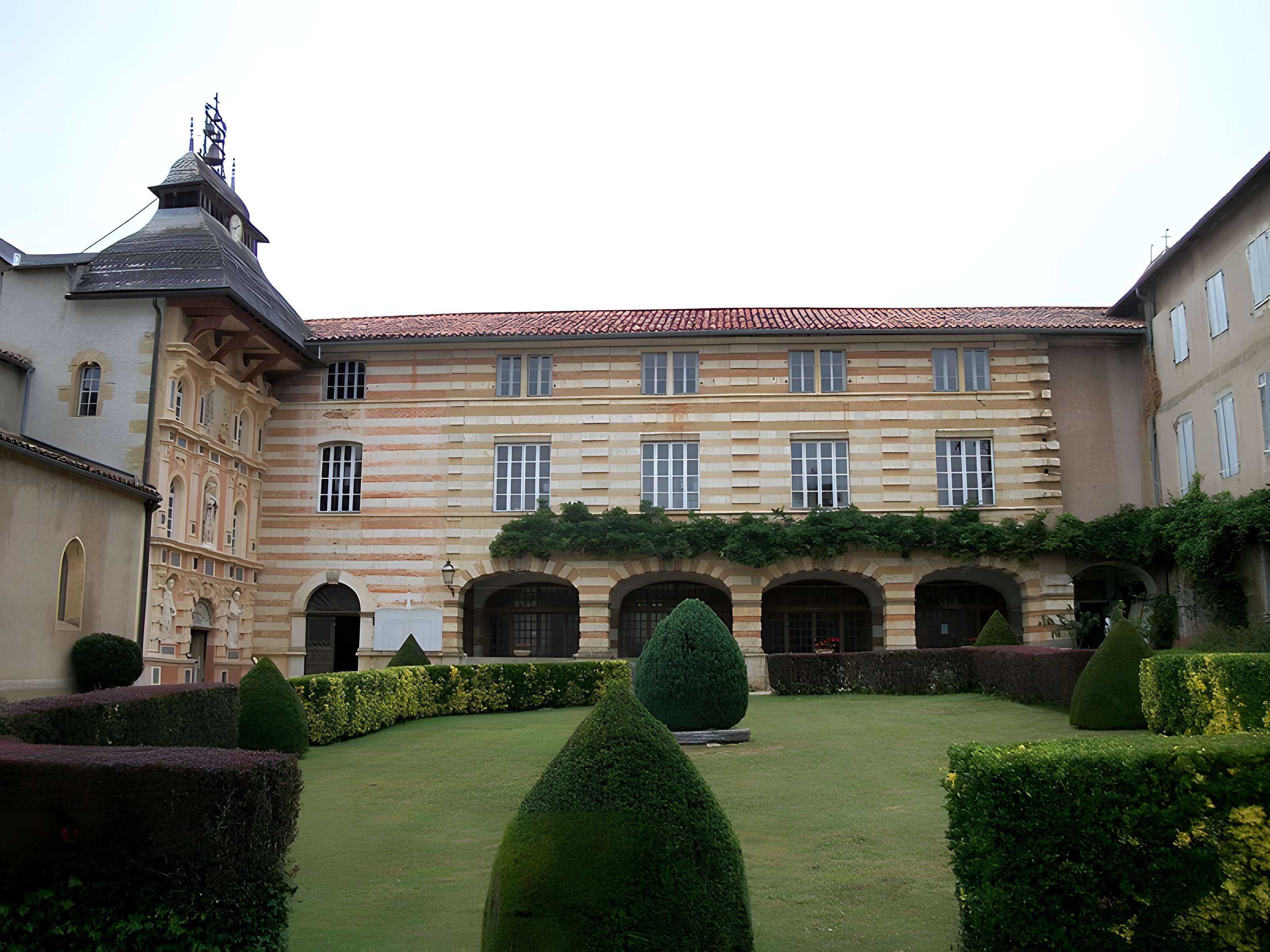 Chapelle Notre-Dame-de-Garaison de Monléon-Magnoac