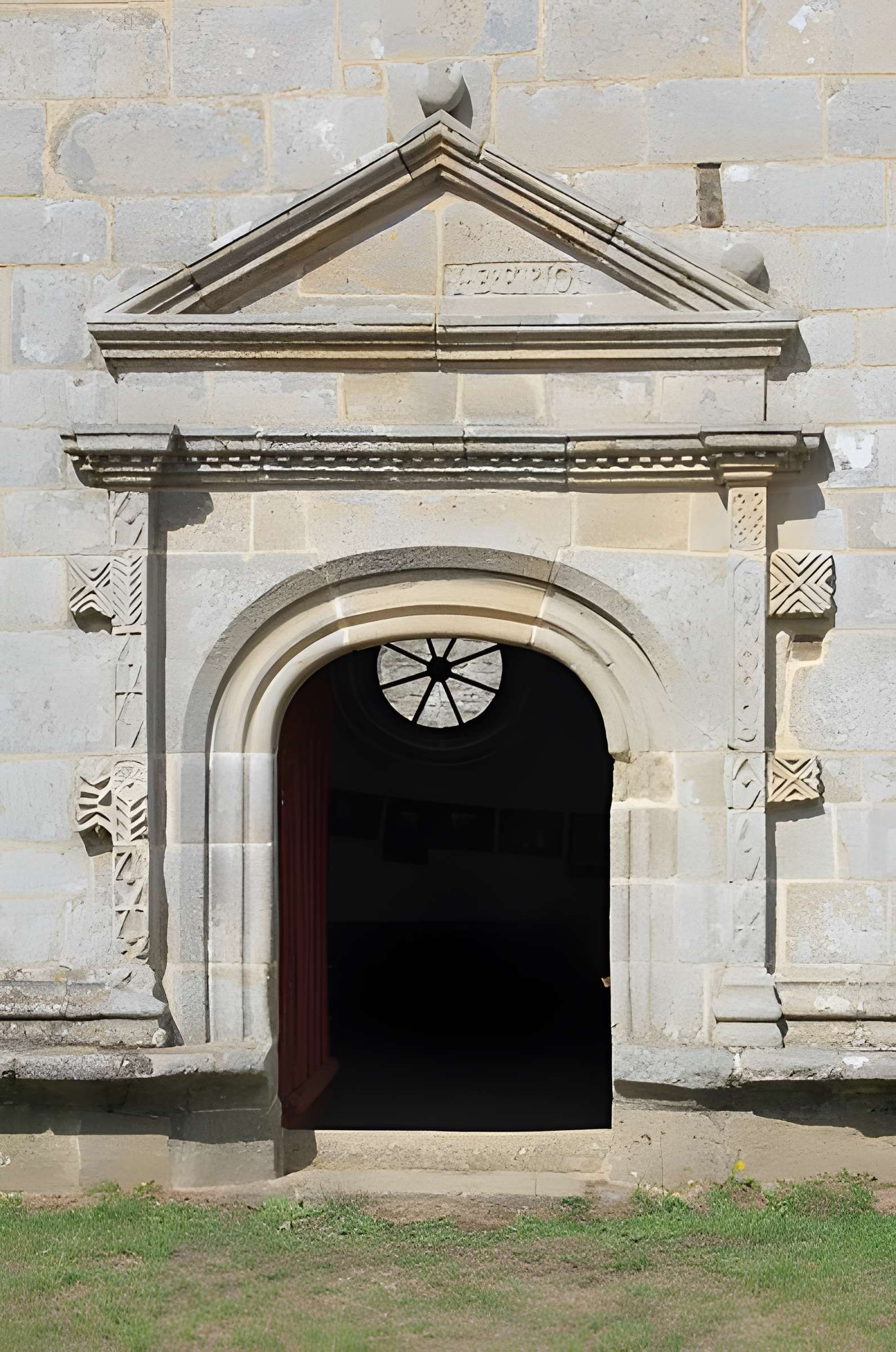 Chapelle Notre-Dame-de-Légevin de Nostang