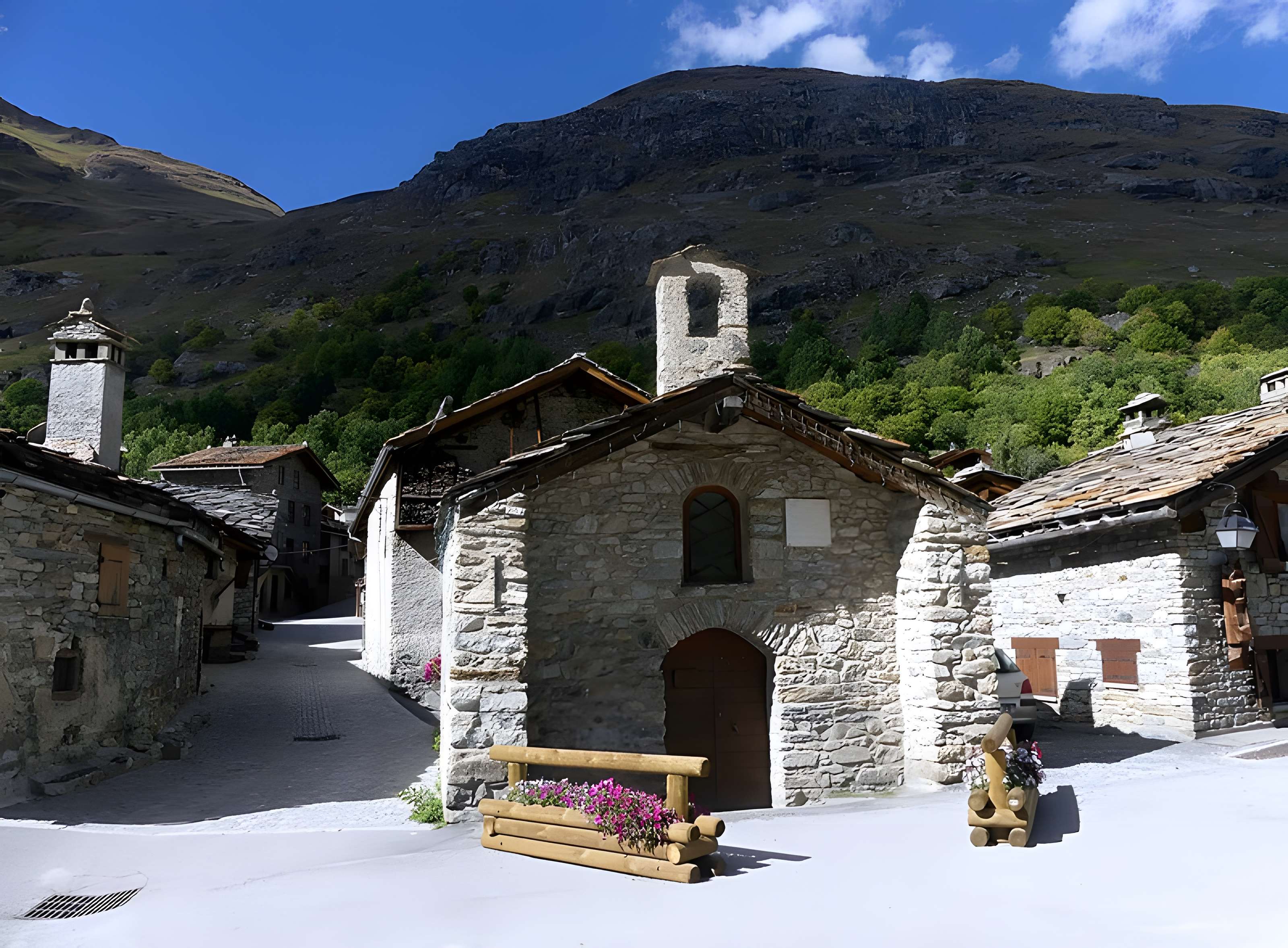 Chapelle Notre-Dame-des-Grâces de Bonneval-sur-Arc