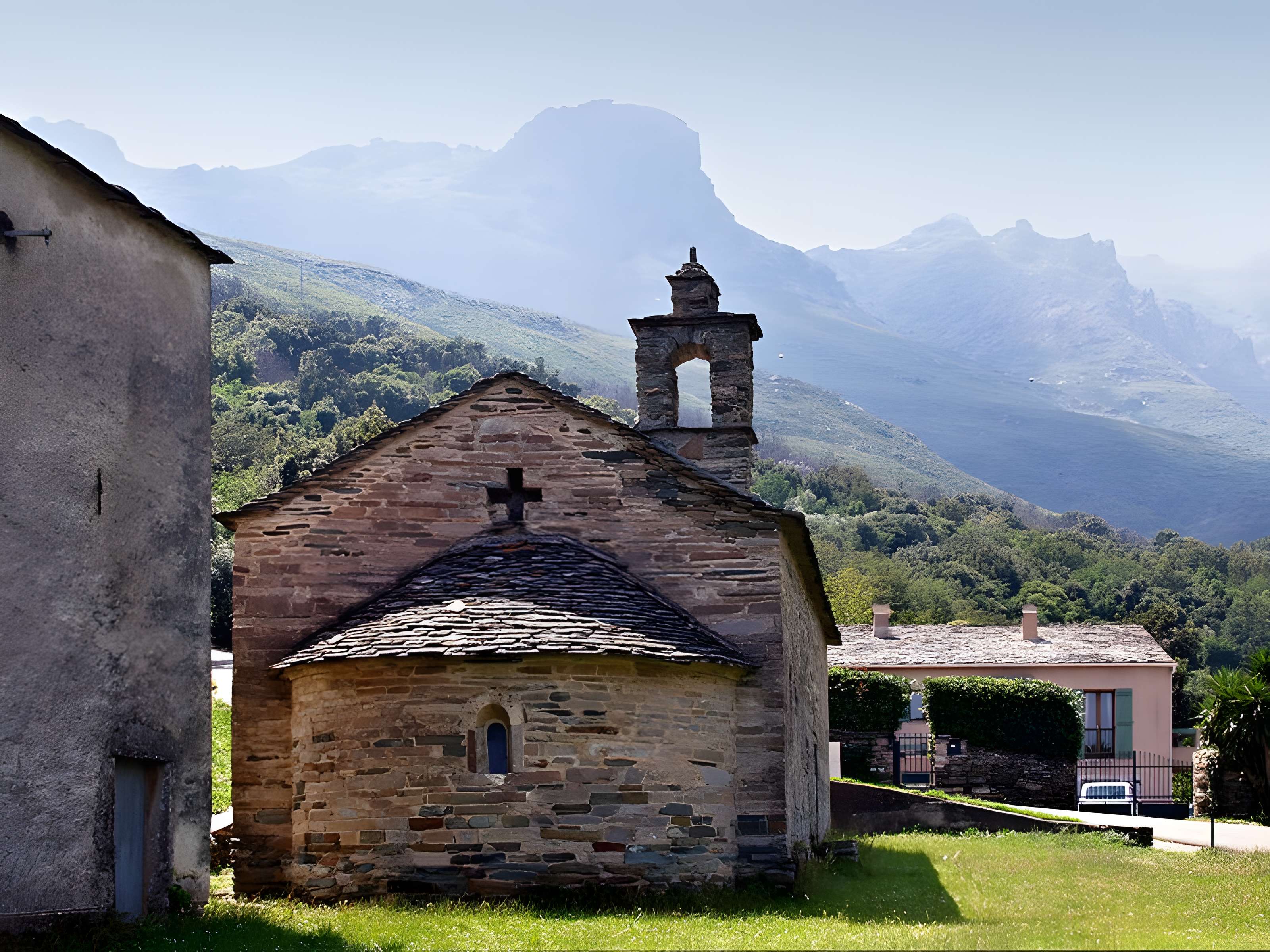 Chapelle Notre-Dame-des-Neiges de Brando 
