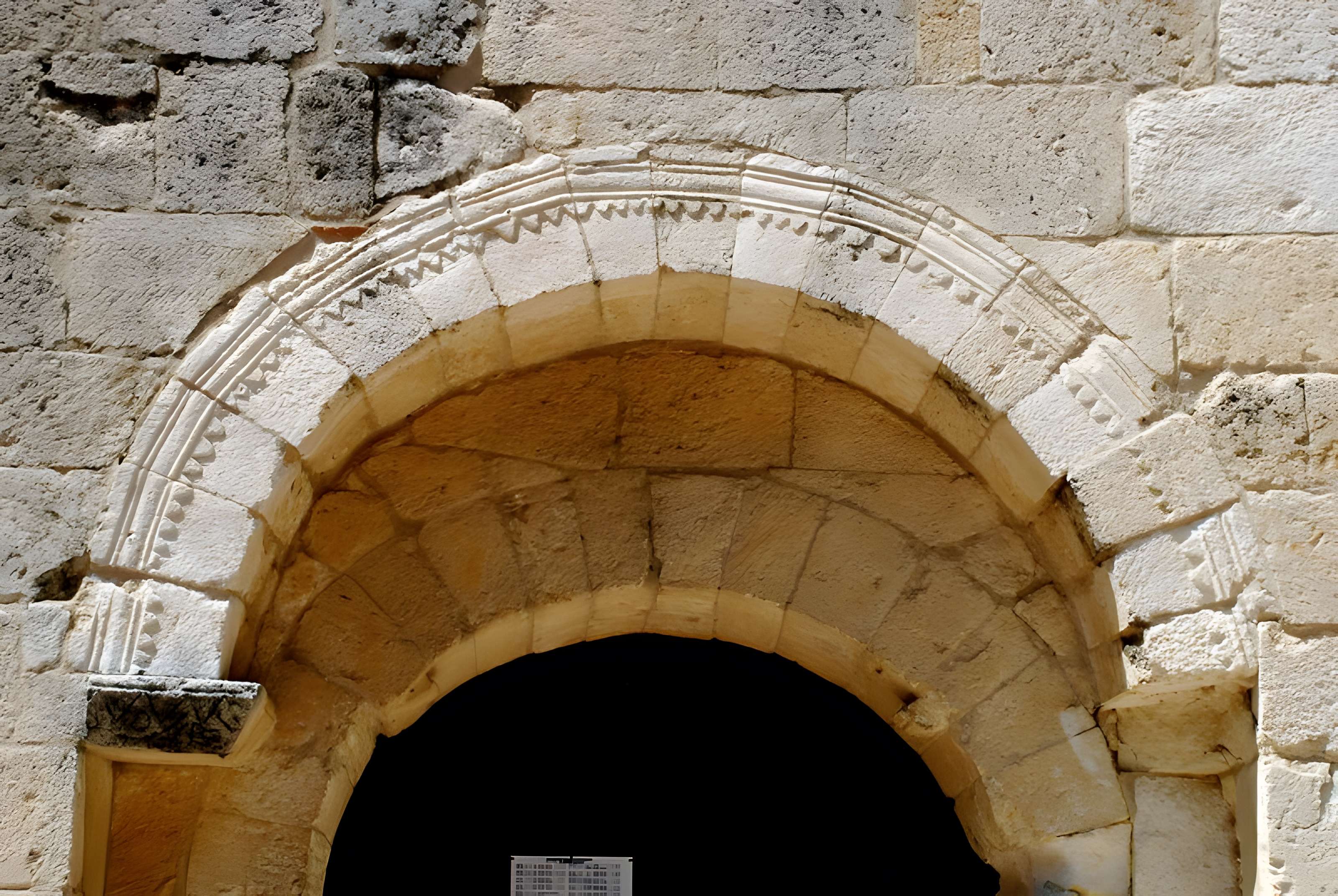 Chapelle Saint-Amant de Théziers