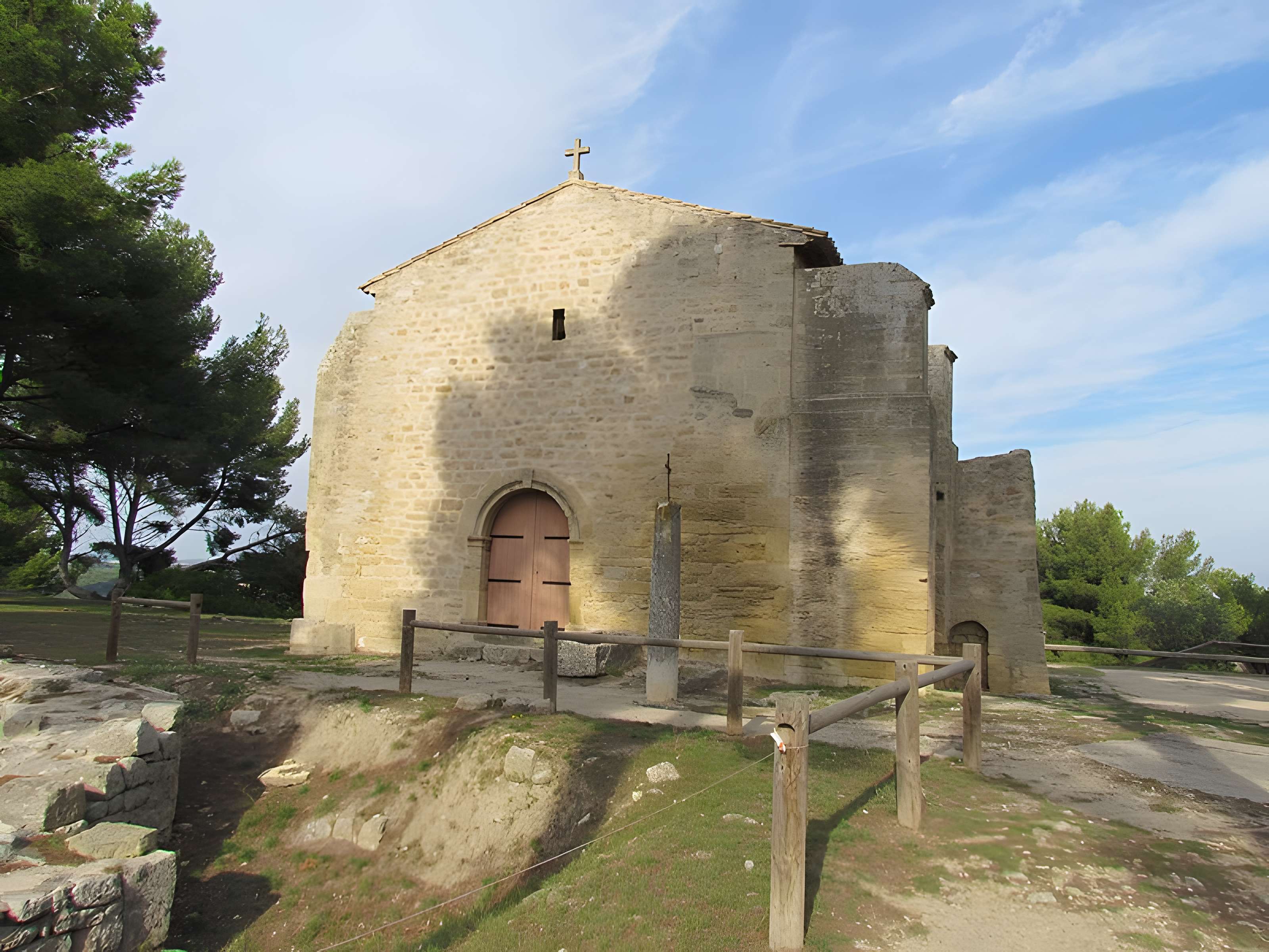 Chapelle Saint-Blaise de Saint-Mitre-les-Remparts 