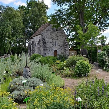 Chapelle Saint-Blaise-des-Simples de Milly-la-Forêt