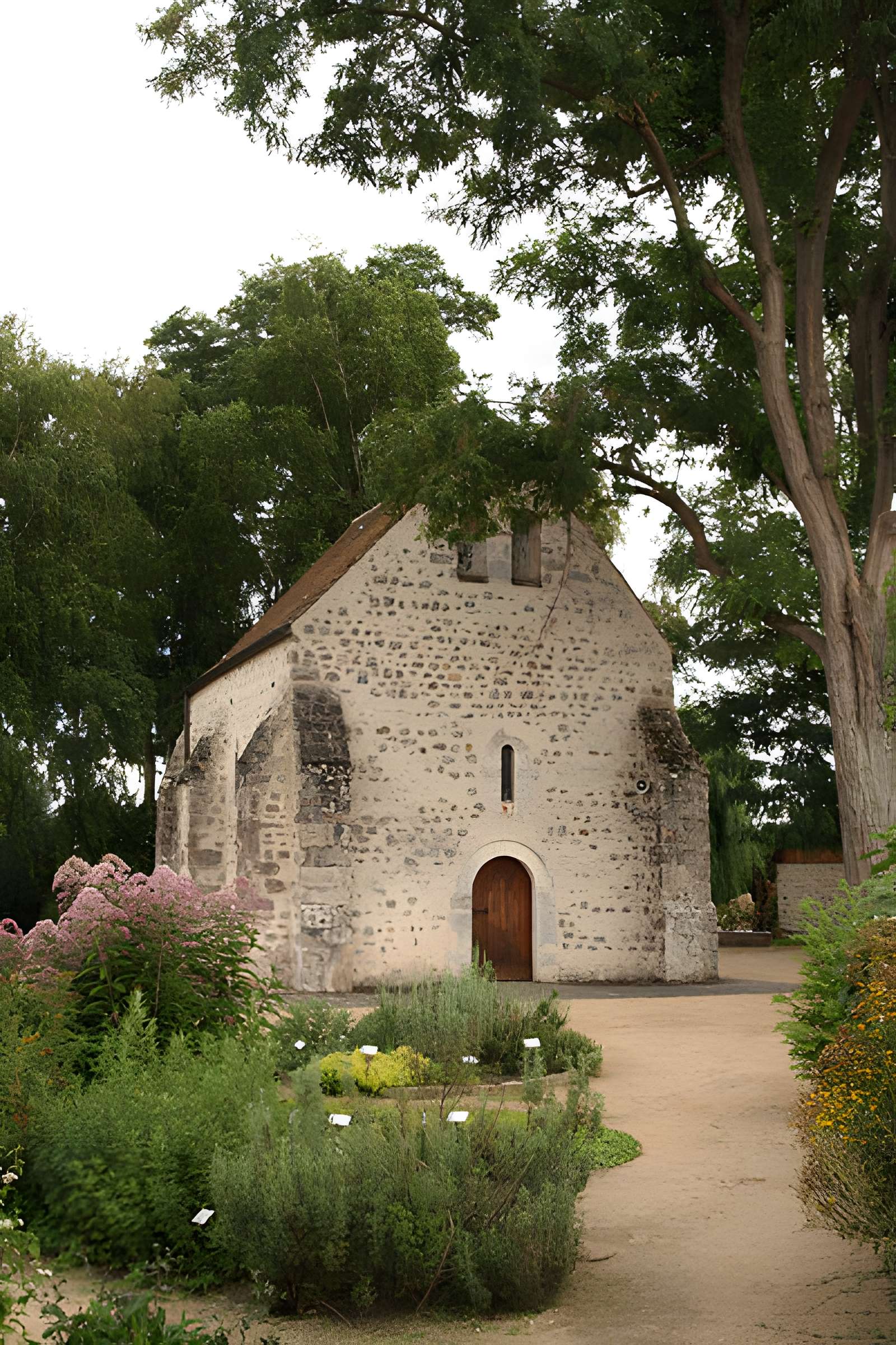 Chapelle Saint-Blaise-des-Simples de Milly-la-Forêt