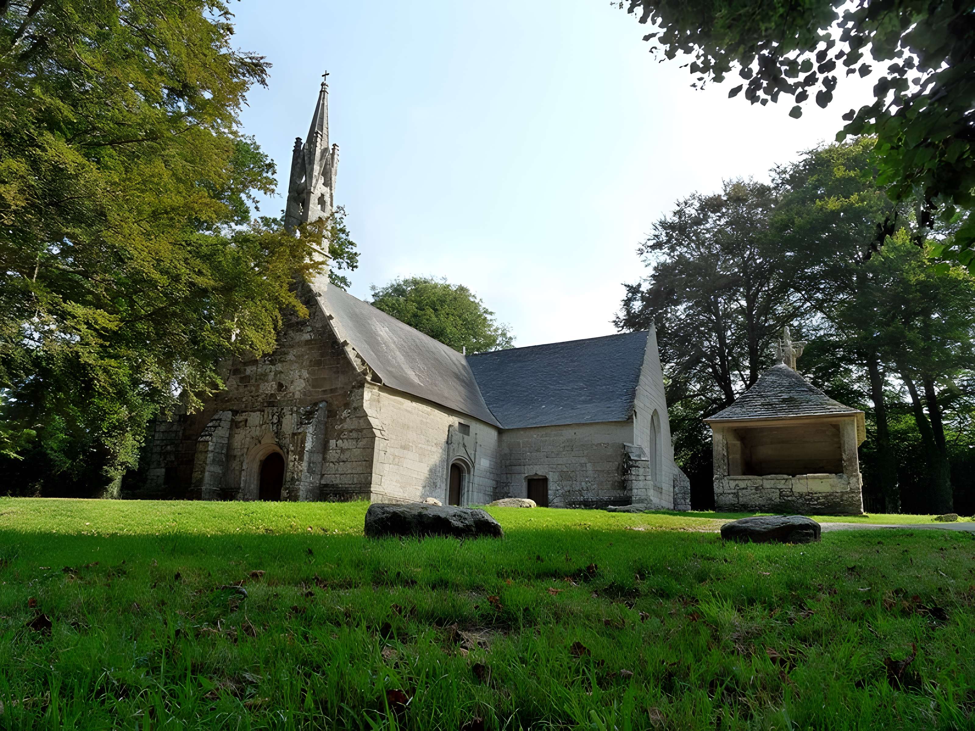 Chapelle Saint-Cadou de Kerzinaou 