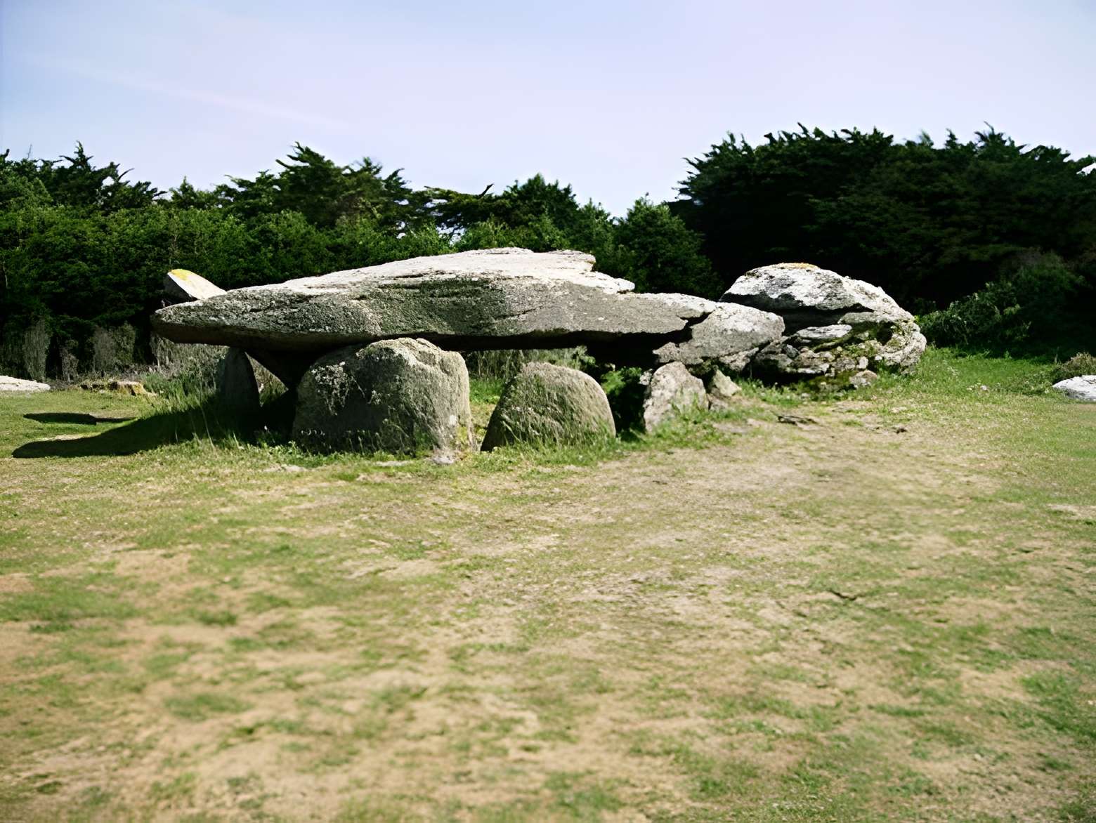 Dolmen des Petits Fradets à L'Île-d'Yeu 
