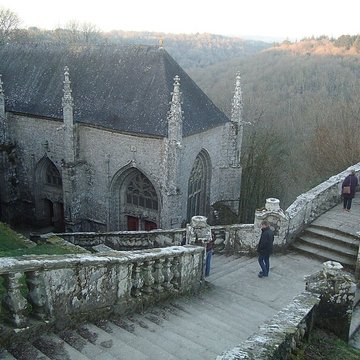 Chapelle Sainte-Barbe et maison du garde
